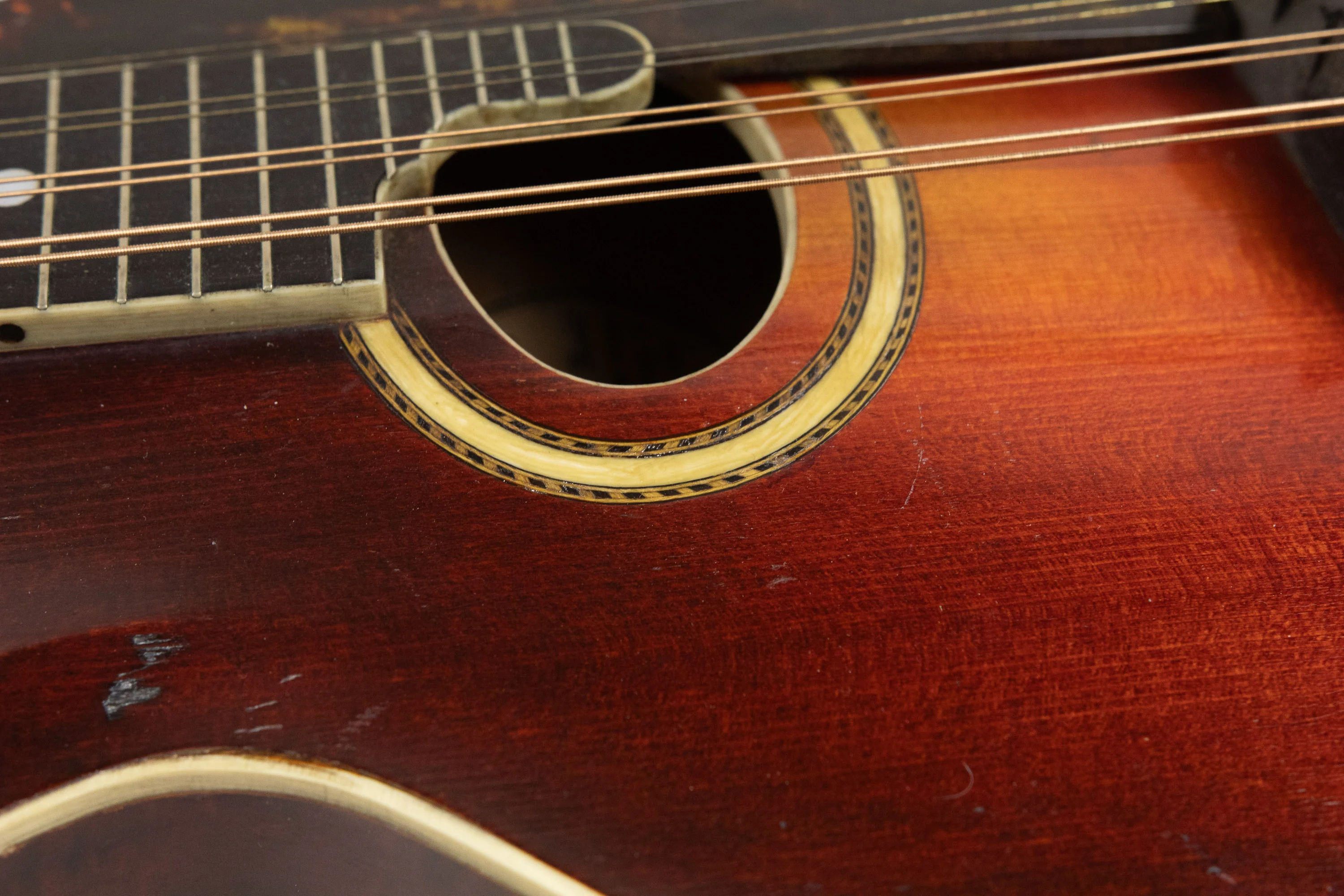 1917 Gibson F-4 mandolin - Martin Barre Collection - Image 25