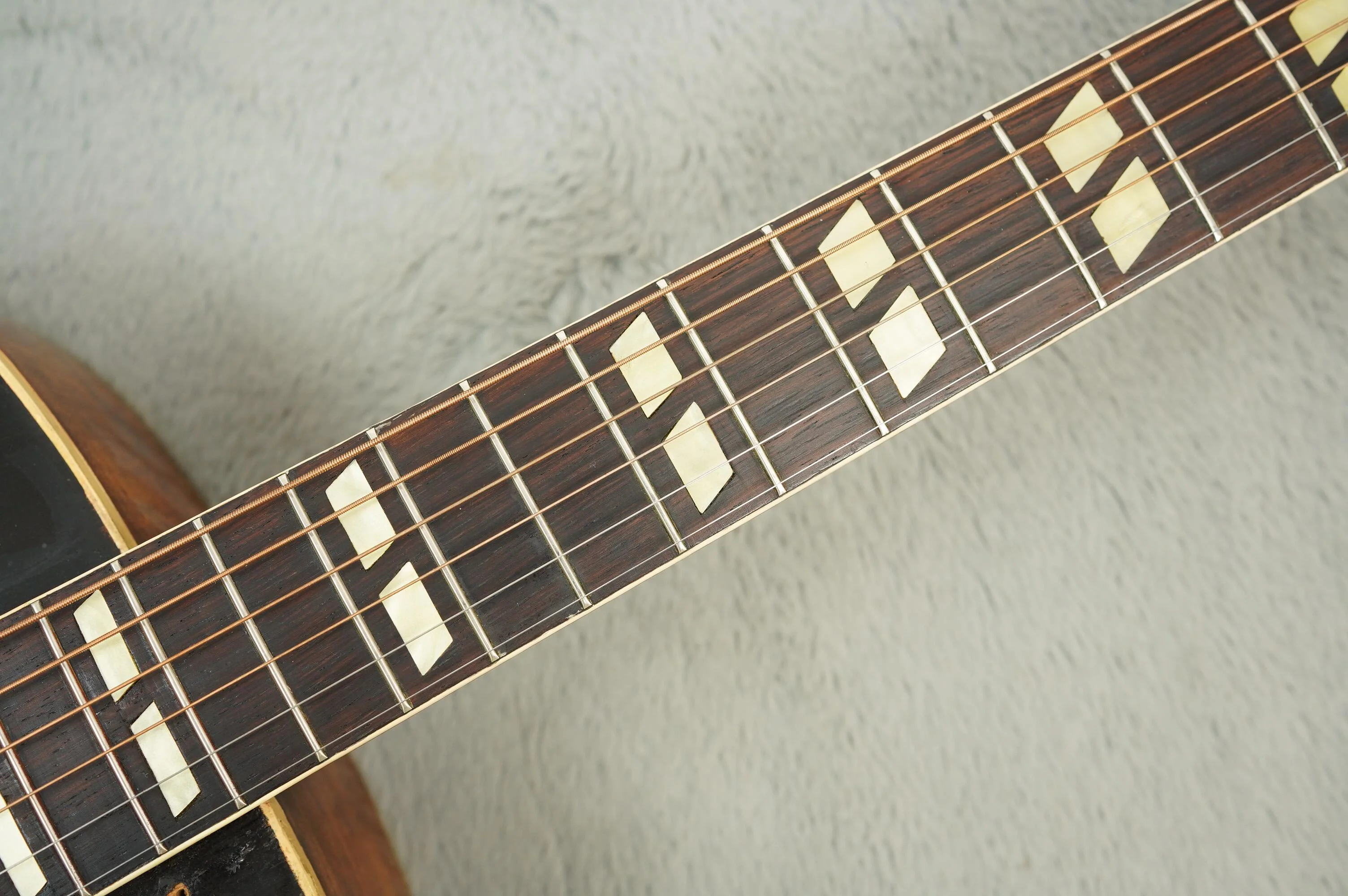 1929 Gibson L-4, Sunburst - Image 27