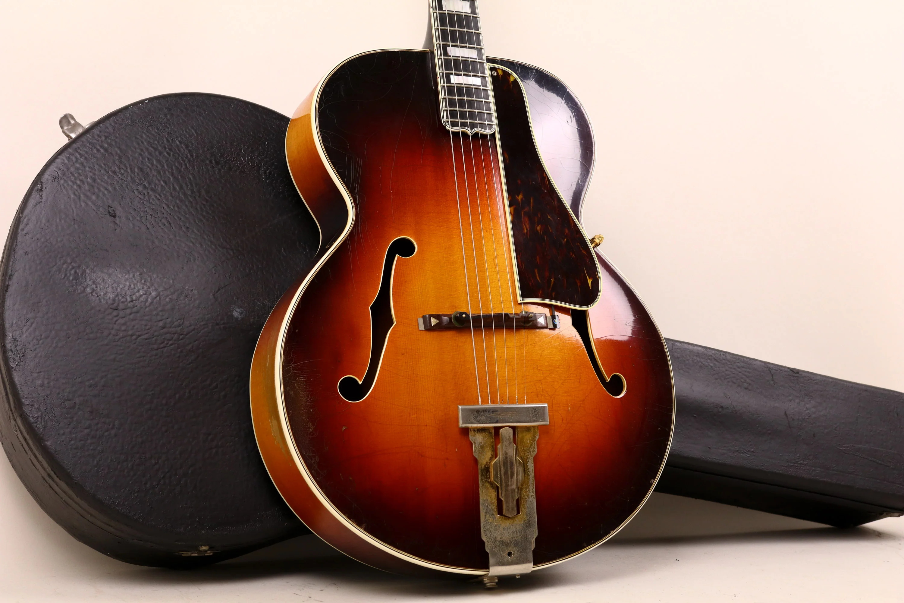 1941 Gibson L-5, Sunburst - Image 2