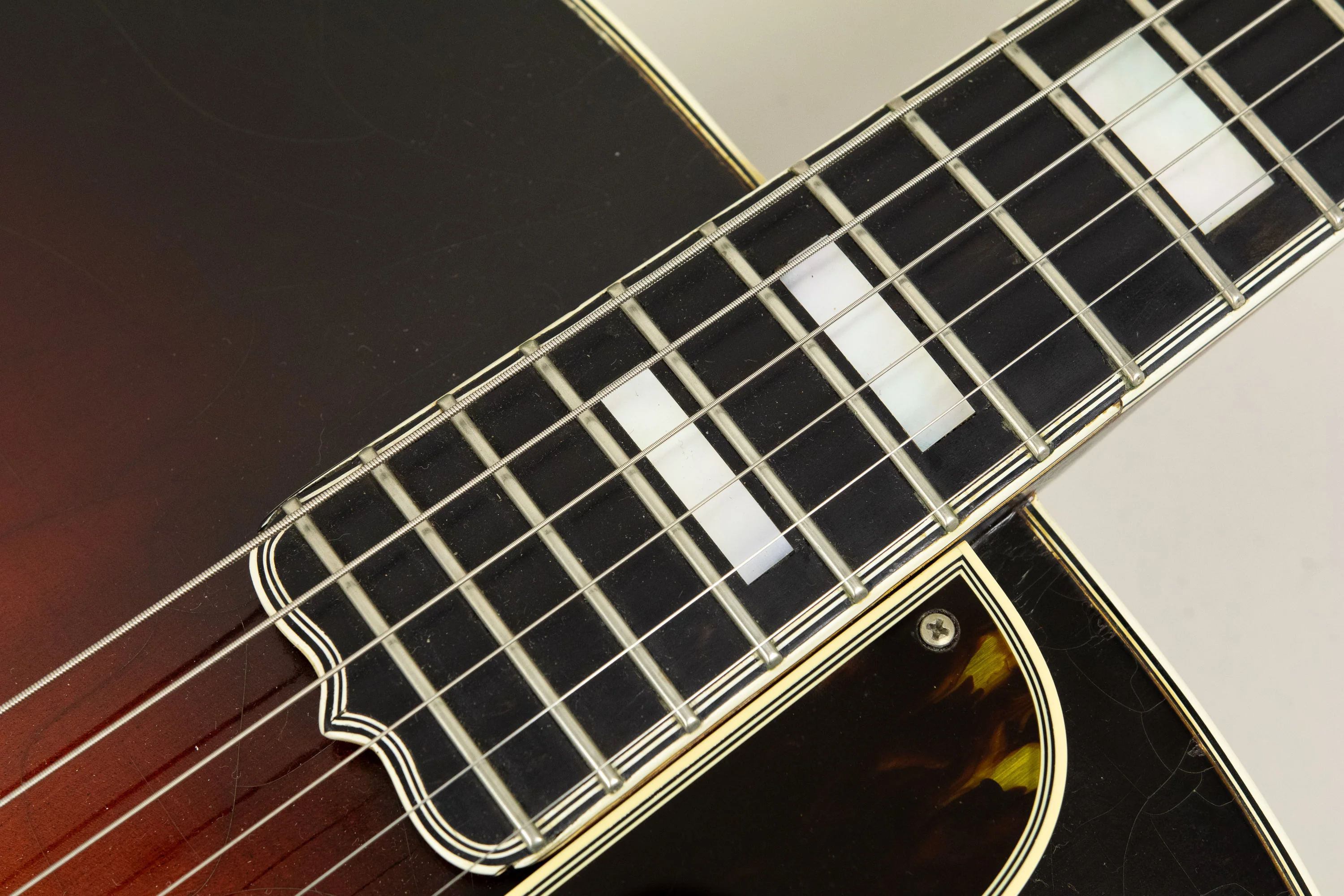 1941 Gibson L-5, Sunburst - Image 7