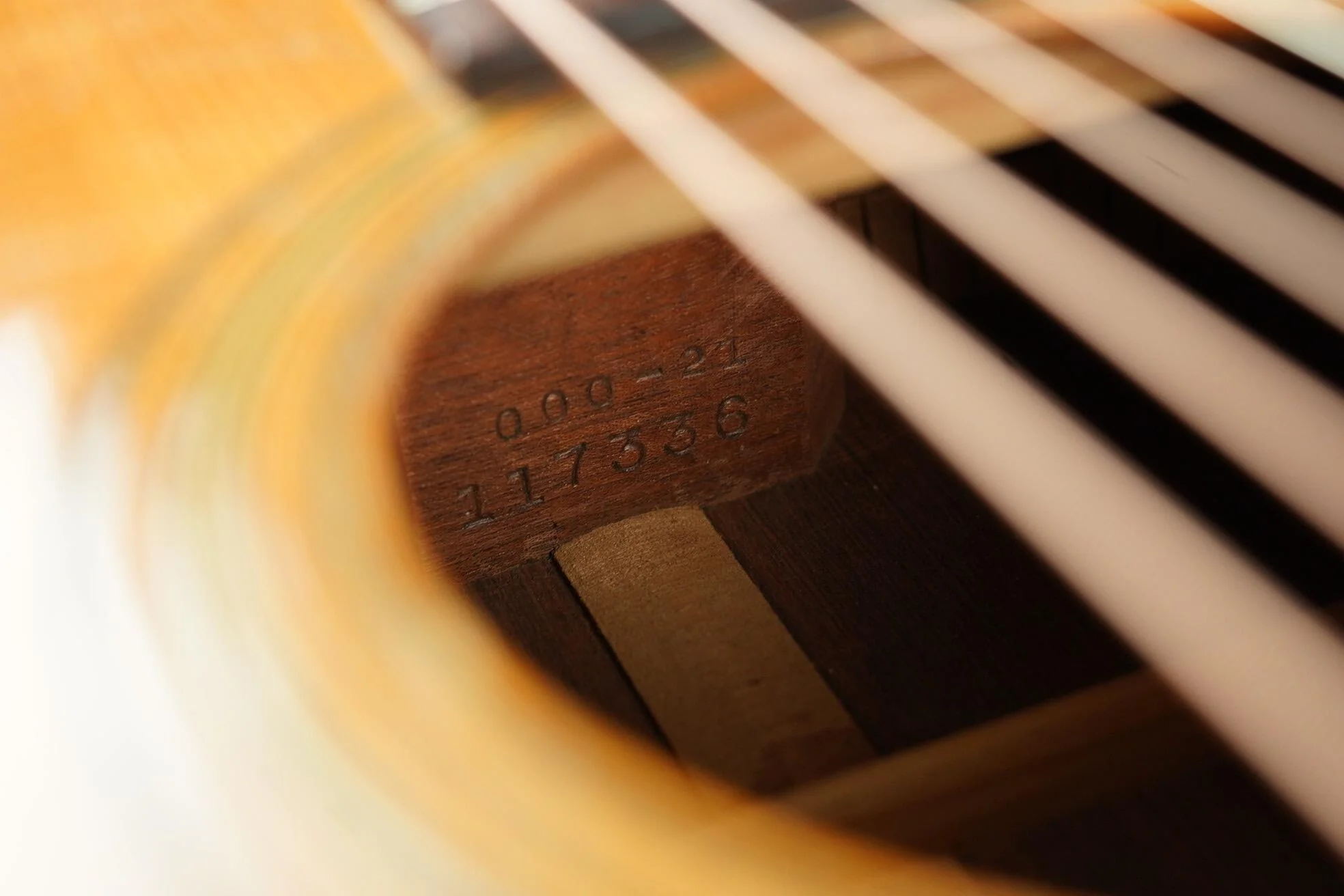 1950 Martin 000-21 + HSC - Image 15