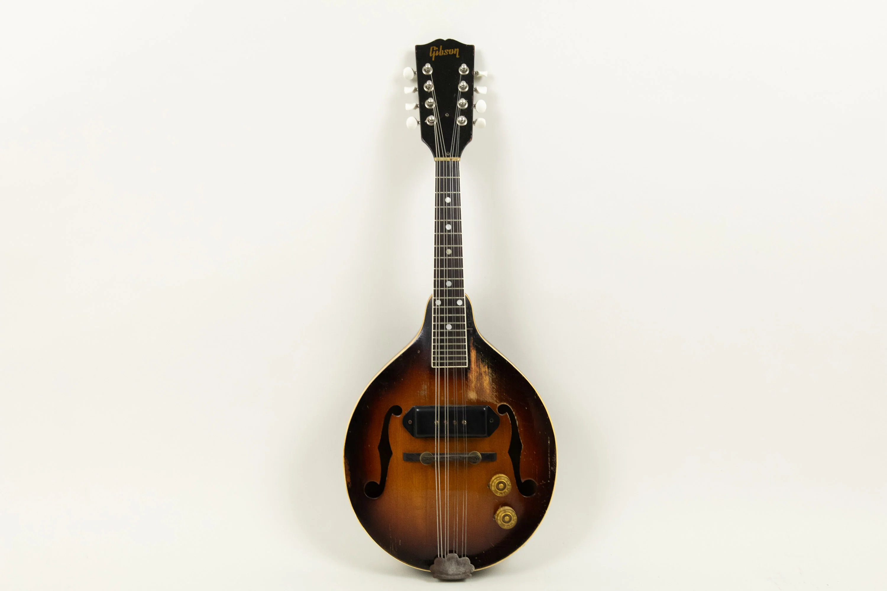 1954 Gibson EM-150 Mandolin, Sunburst - ex Martin Barre