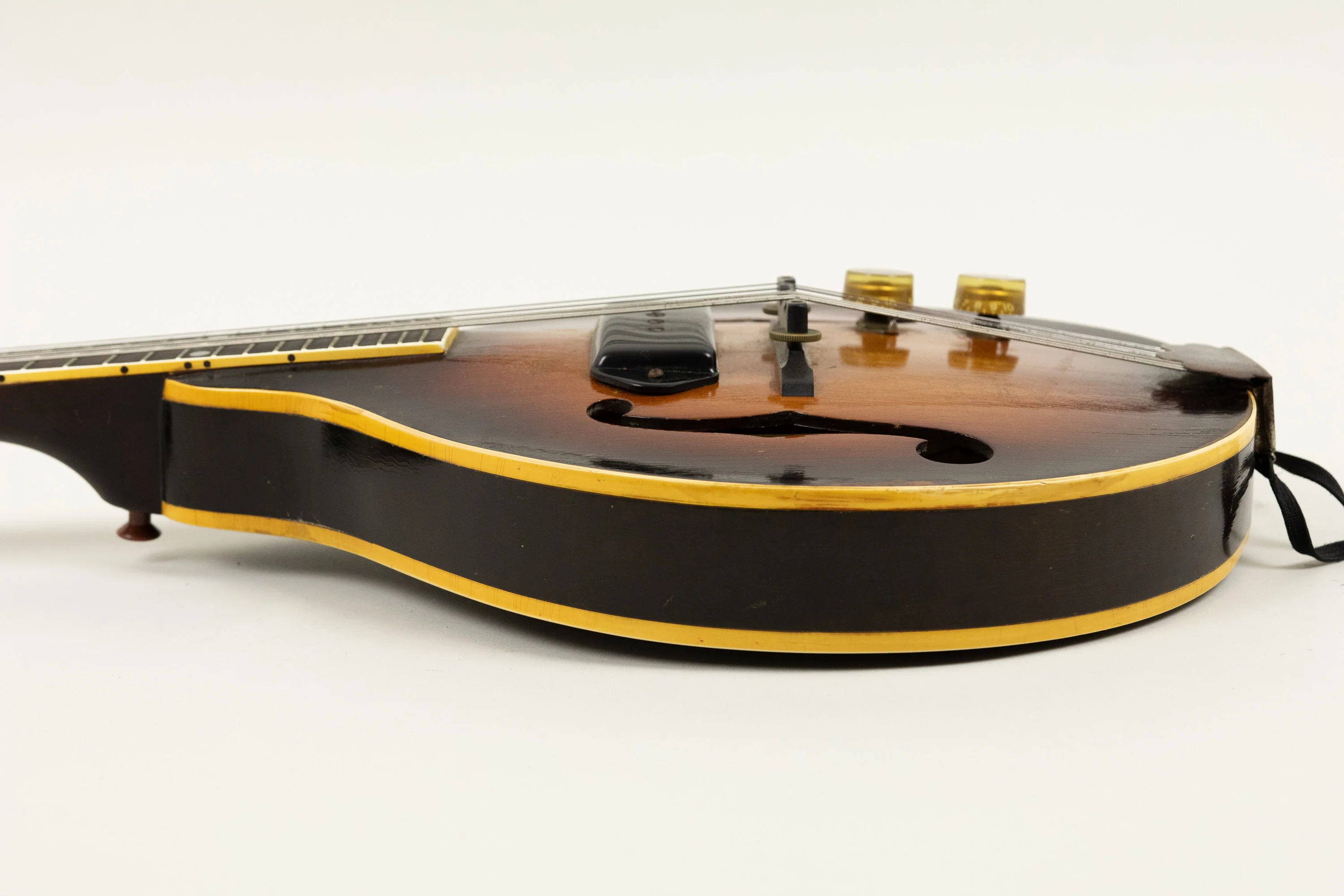 1954 Gibson EM-150 Mandolin, Sunburst - ex Martin Barre - Image 15