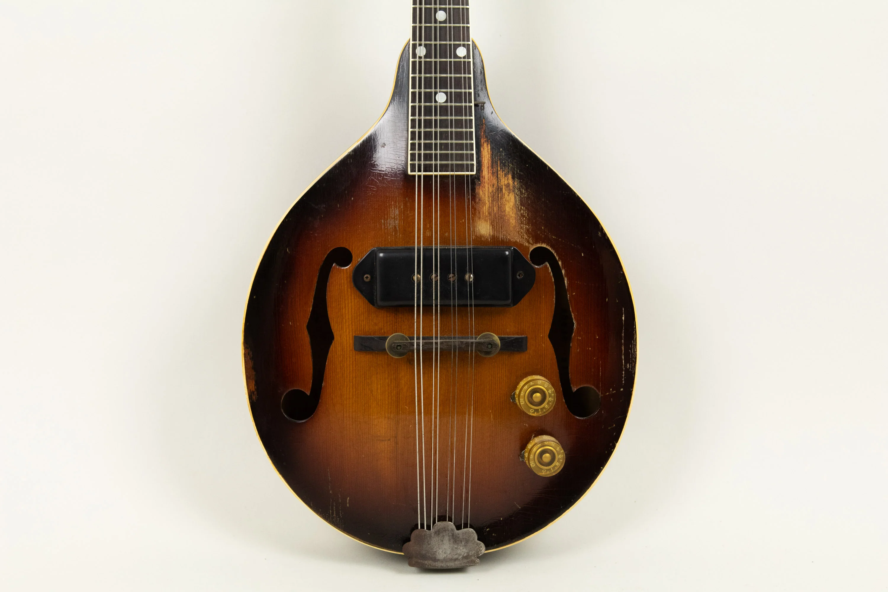 1954 Gibson EM-150 Mandolin, Sunburst - ex Martin Barre - Image 2