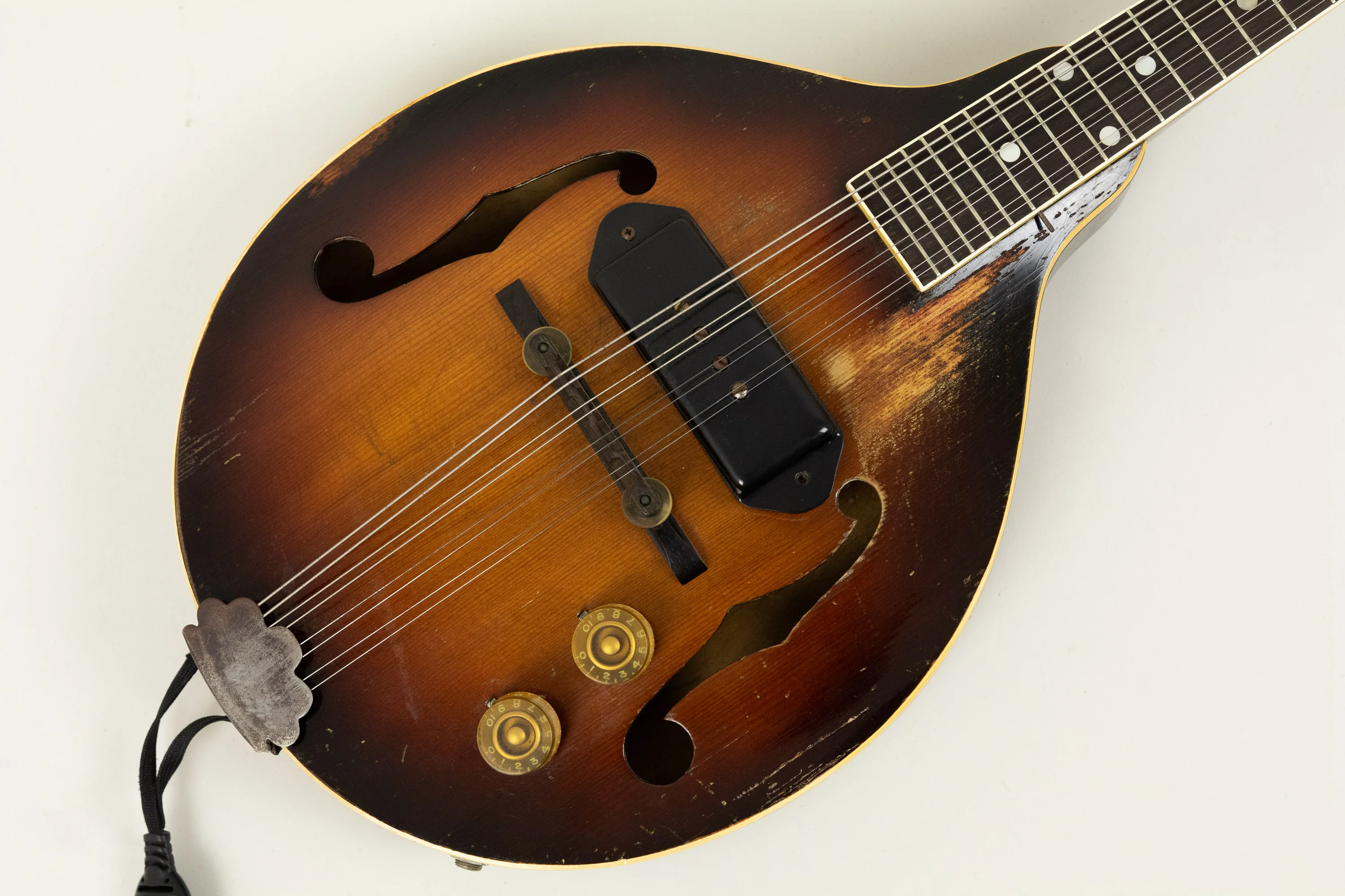 1954 Gibson EM-150 Mandolin, Sunburst - ex Martin Barre - Image 7