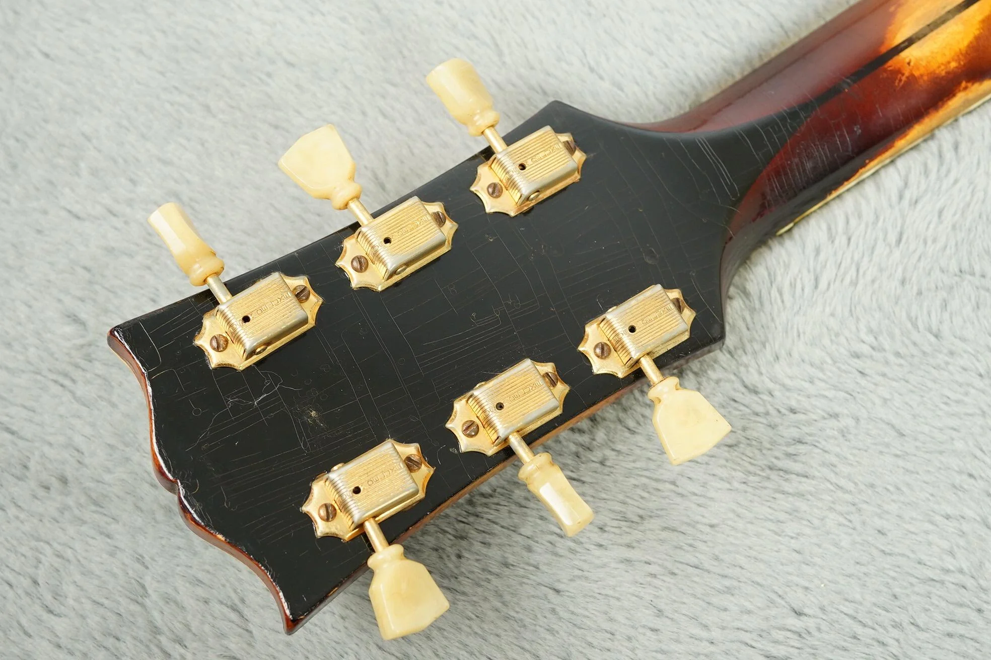 1955 Gibson J-200, Sunburst + OHSC - Image 28