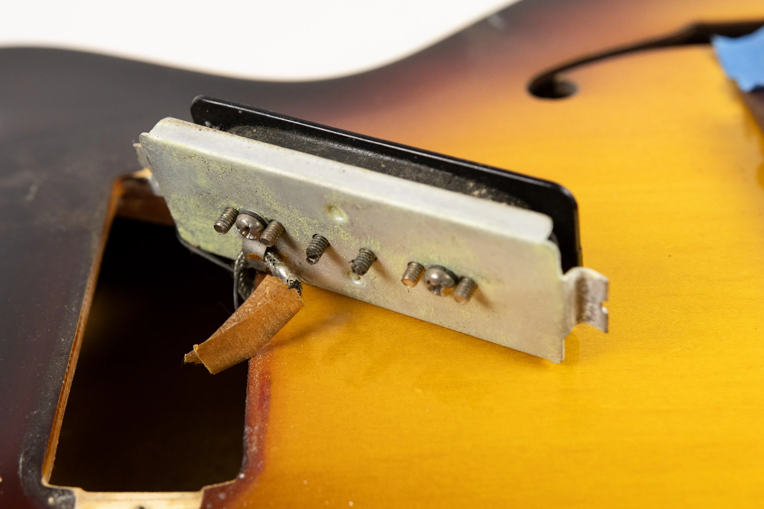 1957 Gibson ES-140T, Sunburst, Ex-Martin Barre - Image 23