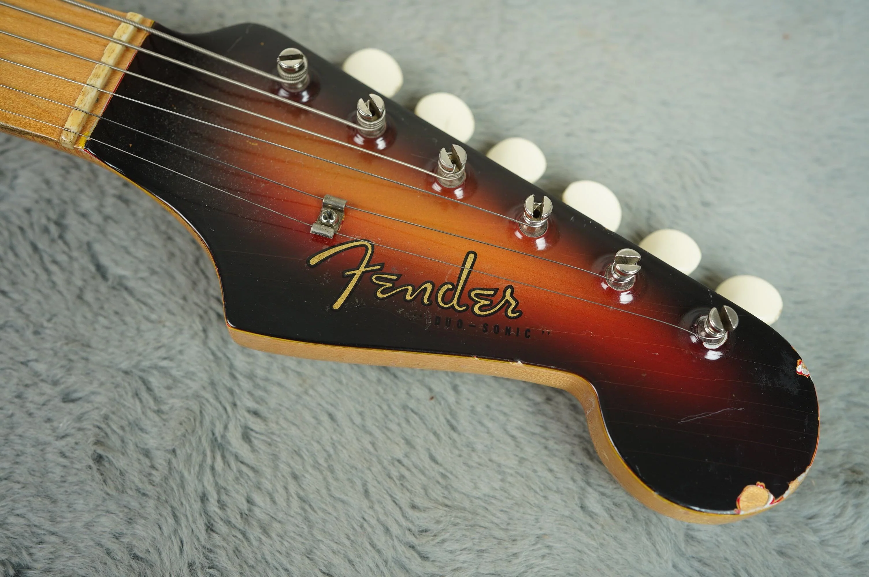 1958 Fender Duosonic, Sunburst + OHSC - Image 18