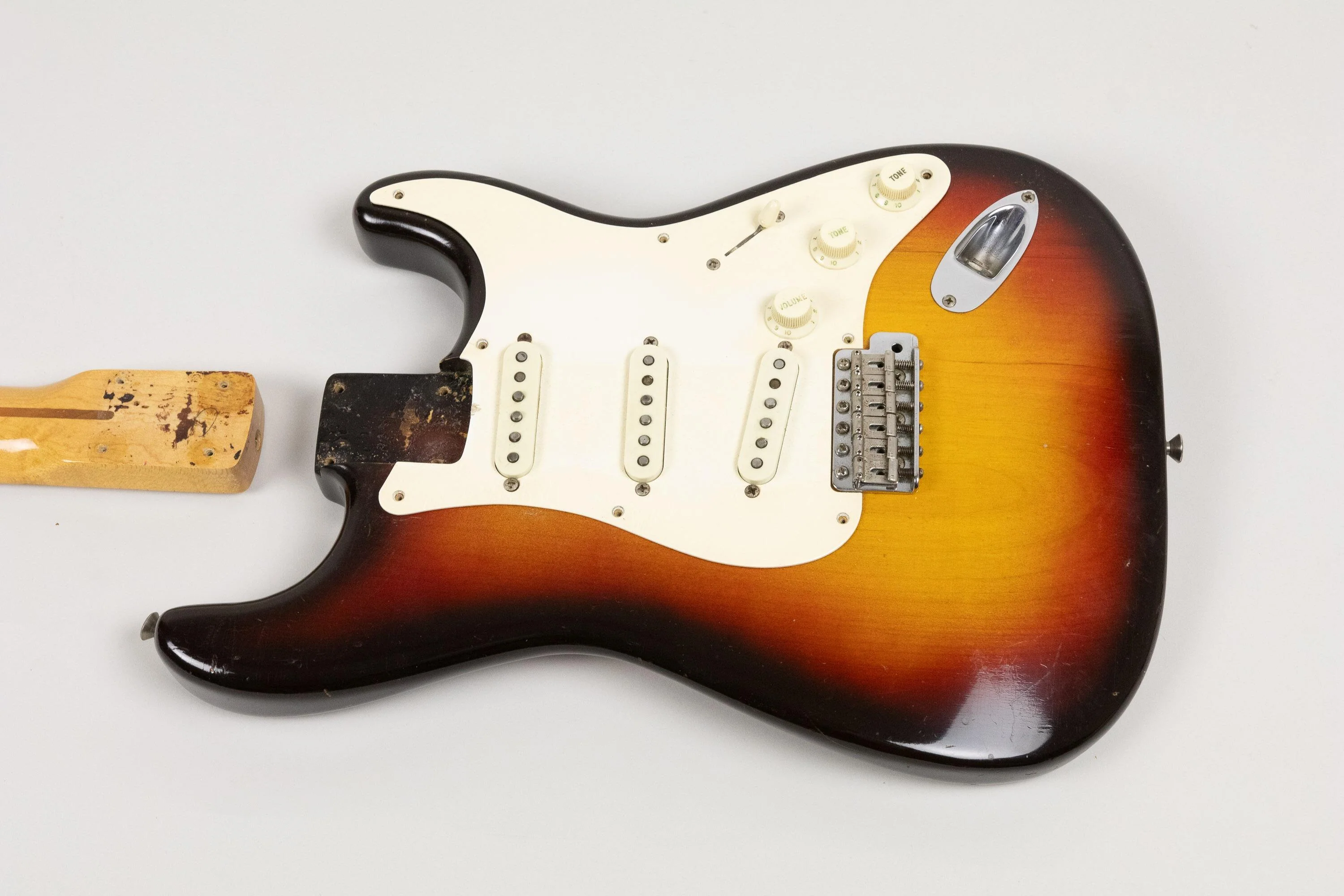 1959 Fender Stratocaster, 3-Tone Sunburst - Image 43