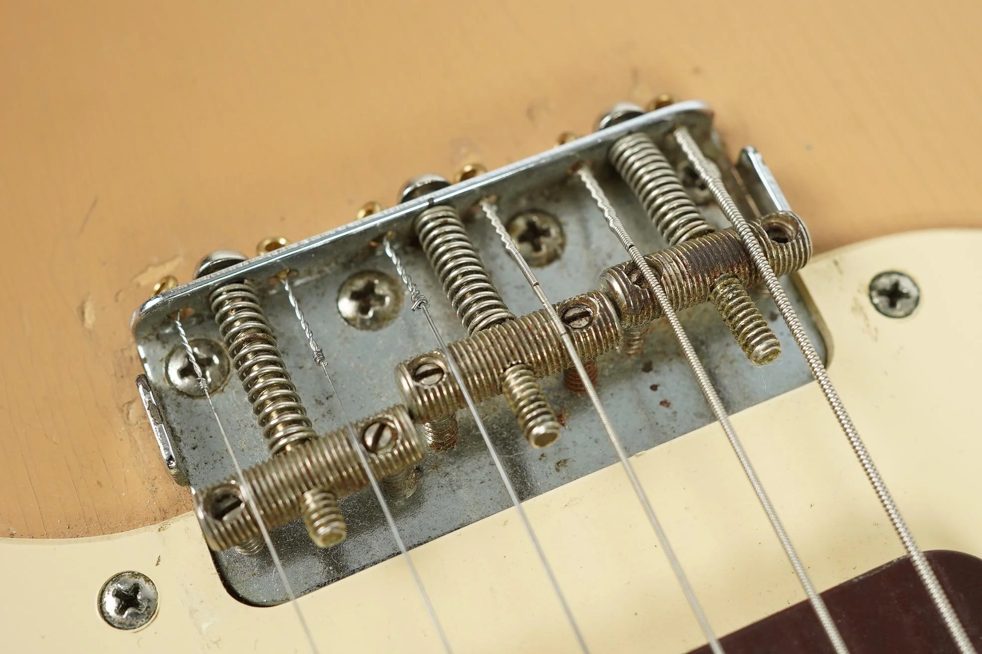 1960 Fender Duo-Sonic + OHSC - Image 26