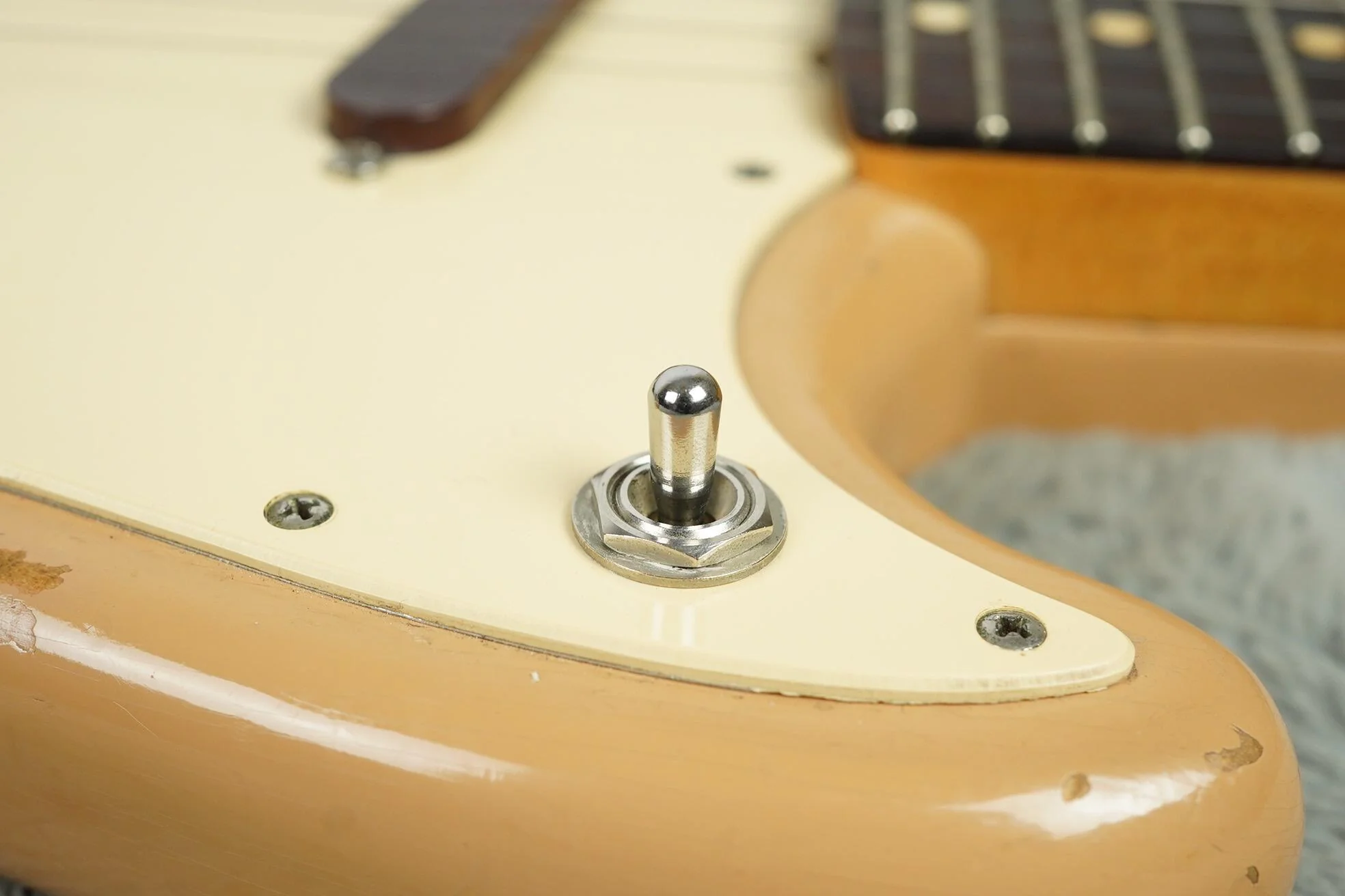 1960 Fender Duo-Sonic + OHSC - Image 30