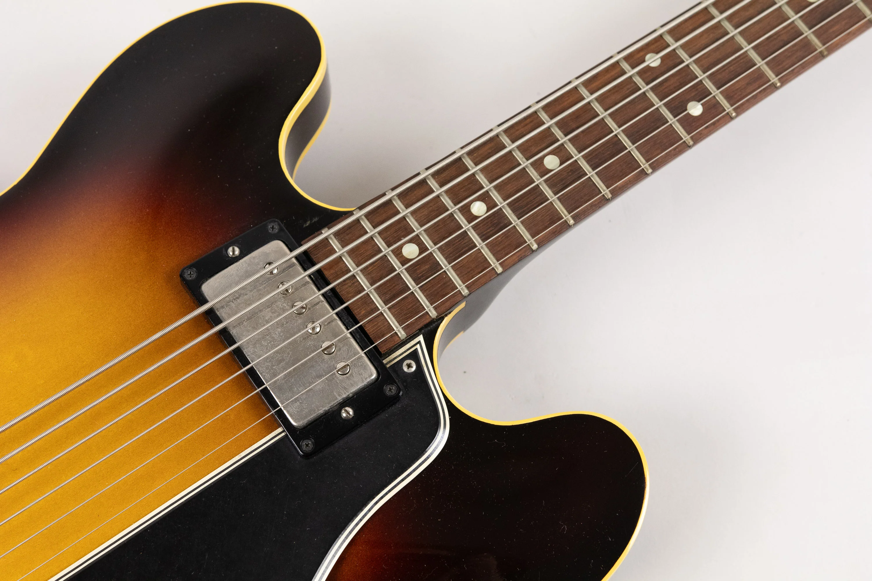 1960 Gibson EB-6, Sunburst ex-Tom Petersson (Cheap Trick) - Image 11