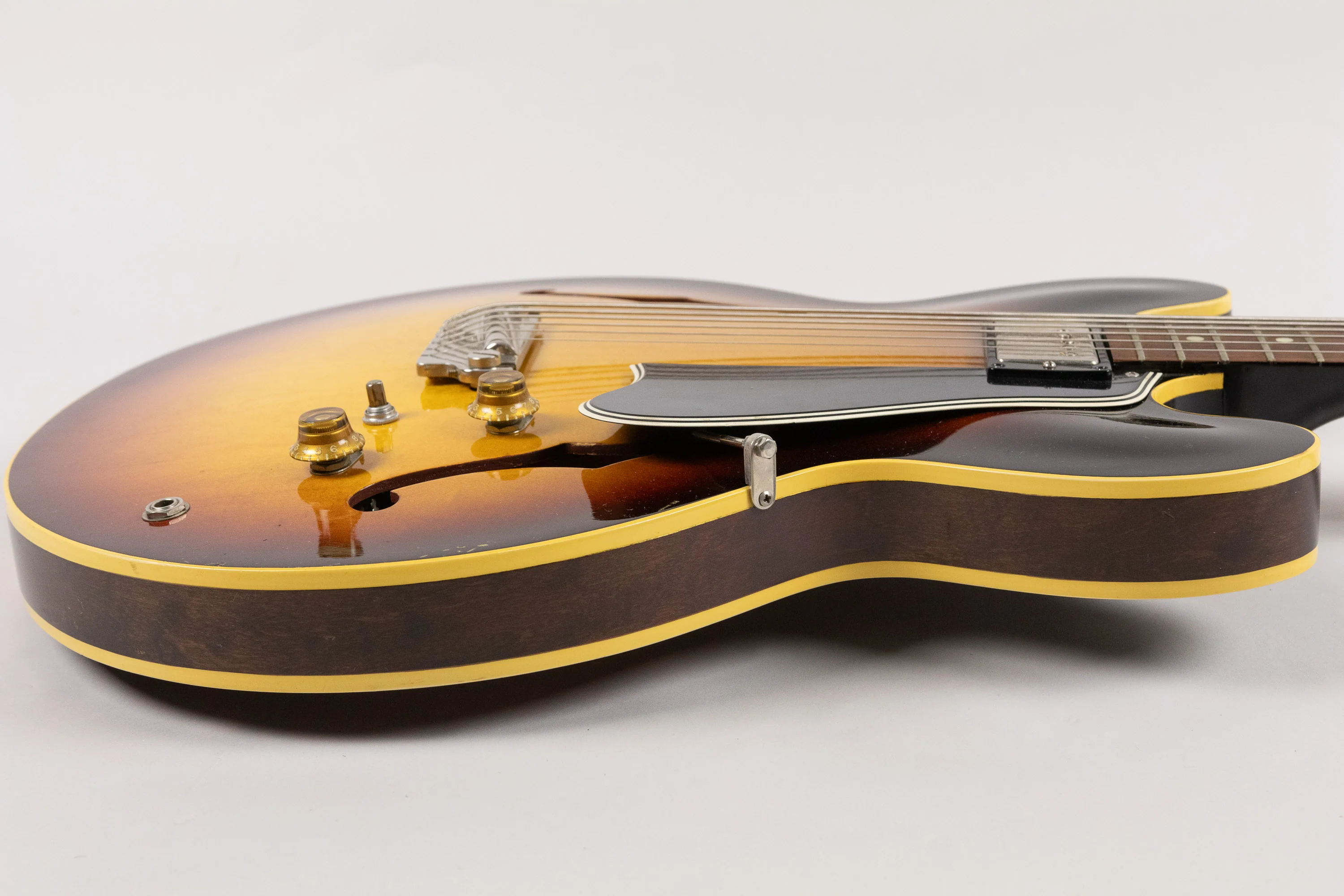 1960 Gibson EB-6, Sunburst ex-Tom Petersson (Cheap Trick) - Image 20