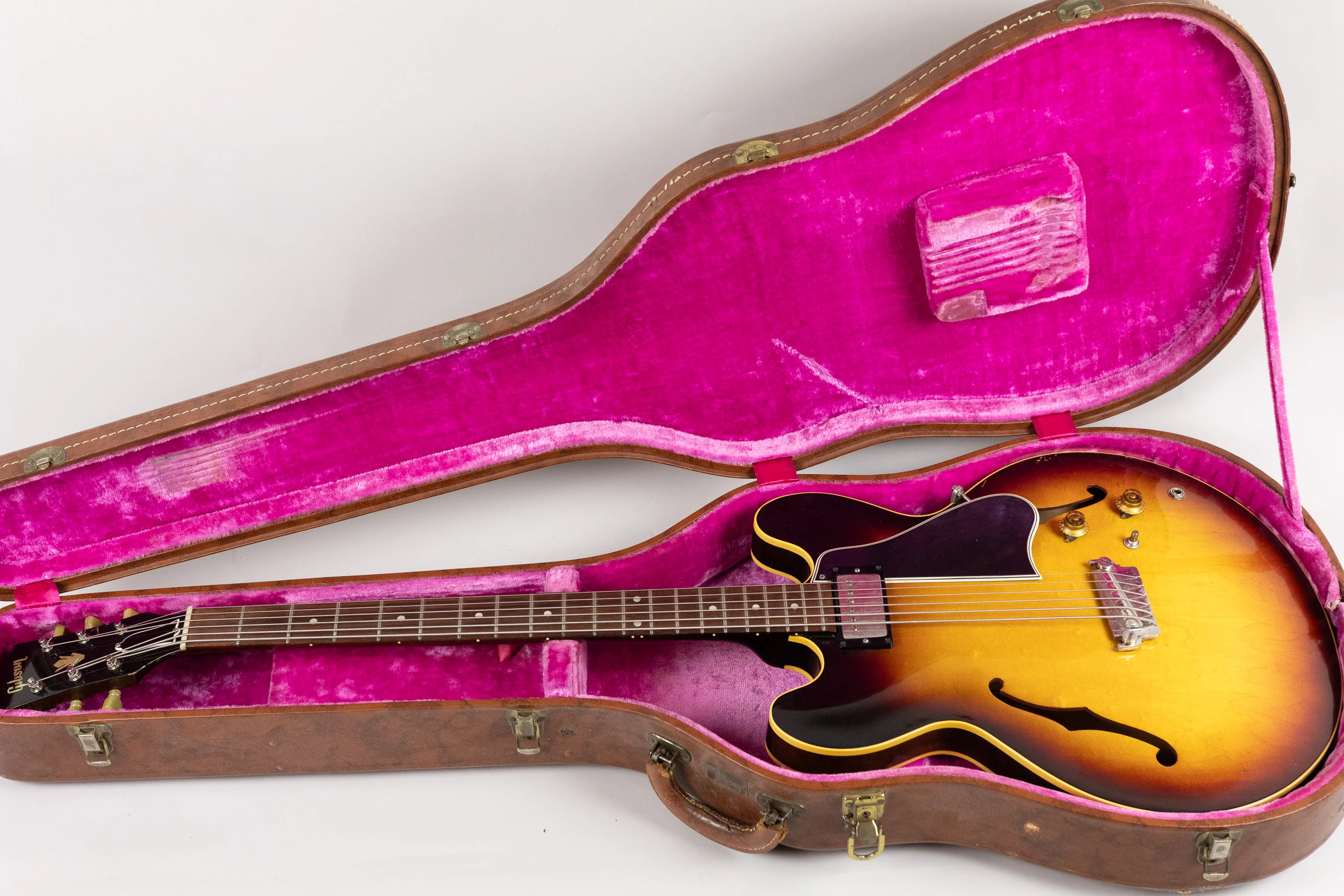 1960 Gibson EB-6, Sunburst ex-Tom Petersson (Cheap Trick) - Image 3