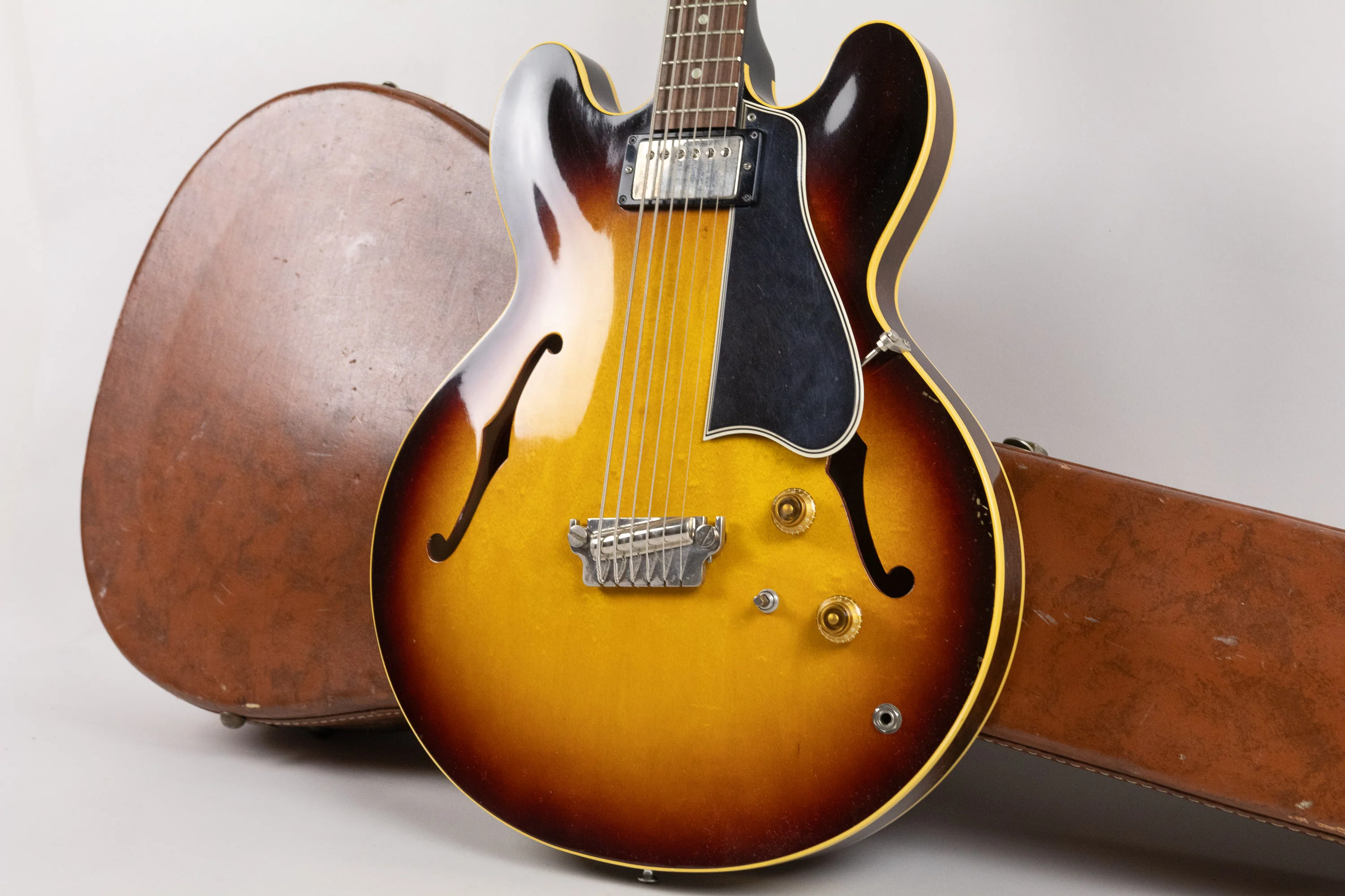 1960 Gibson EB-6, Sunburst ex-Tom Petersson (Cheap Trick) - Image 4