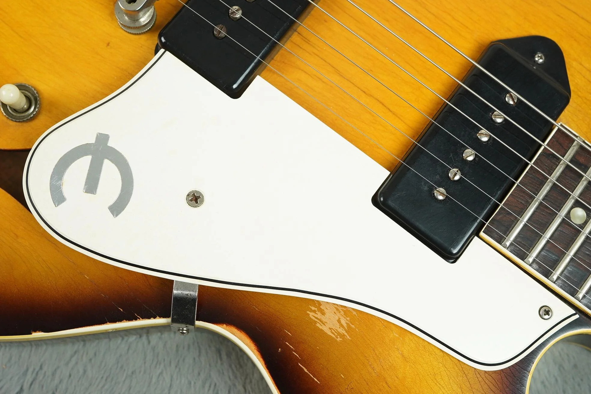1961 Epiphone Casino E230 TD + OHSC - Image 30