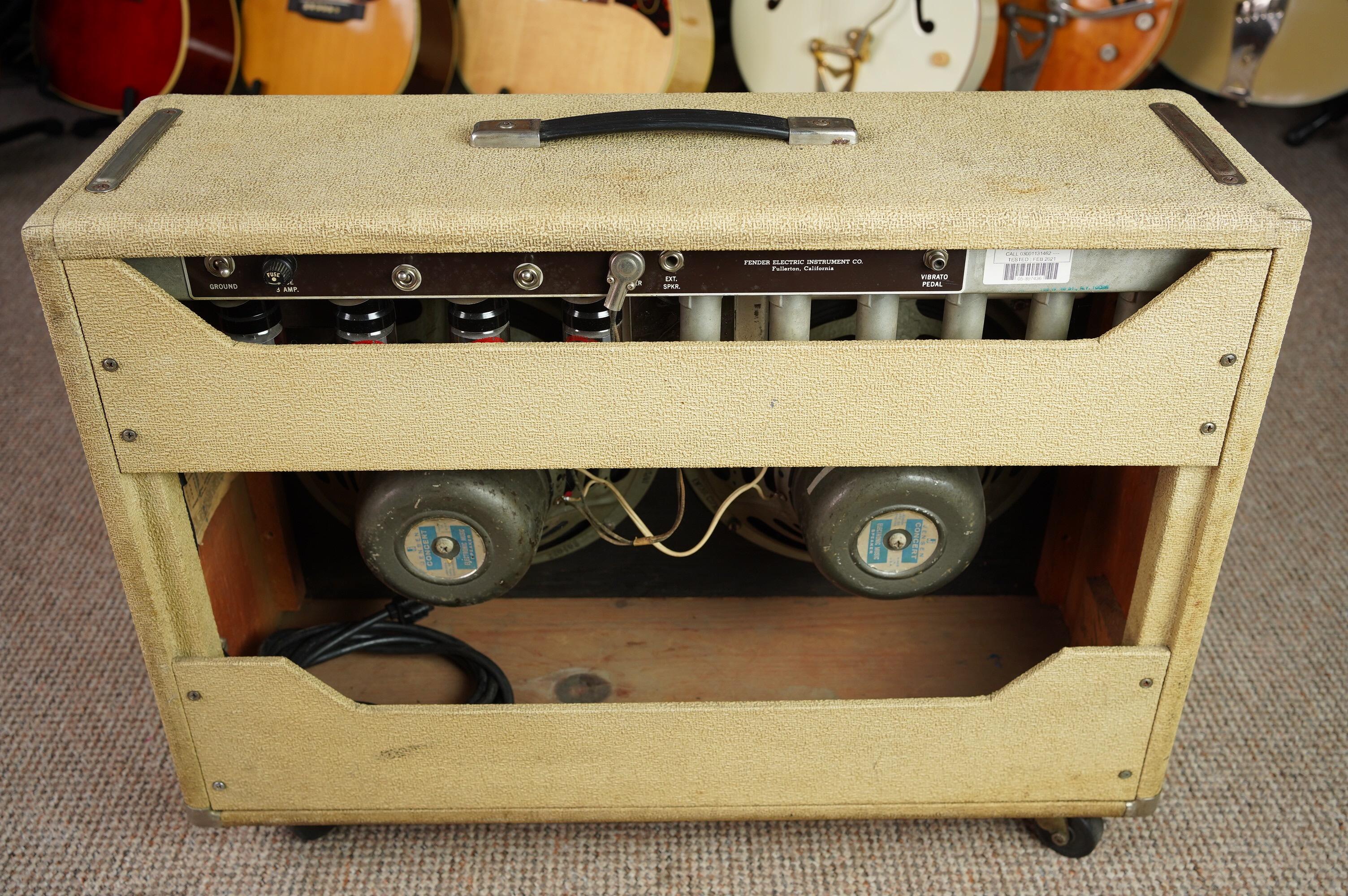 1962 Fender Twin Amp, White Tolex - Image 13