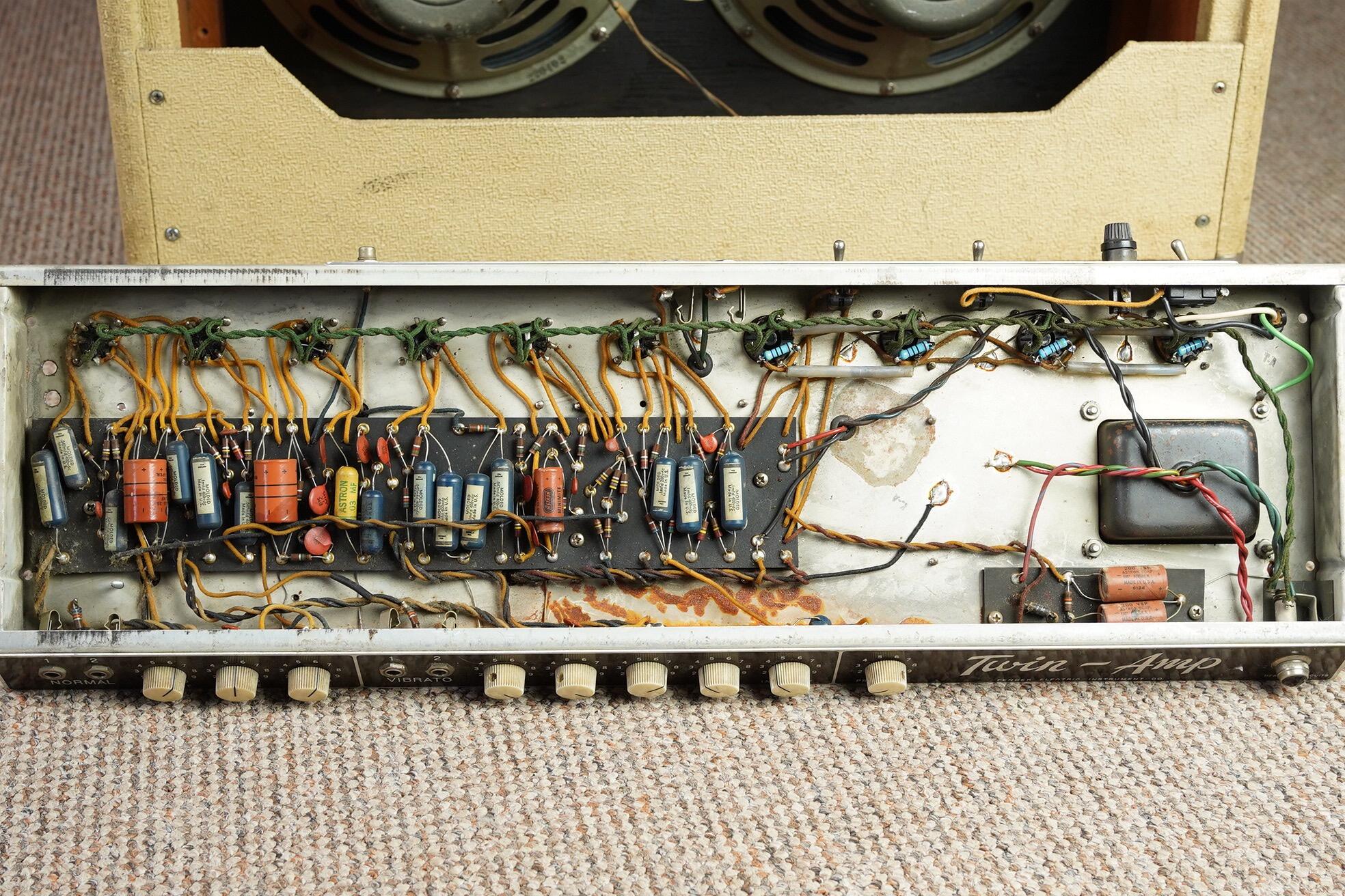 1962 Fender Twin Amp, White Tolex - Image 42