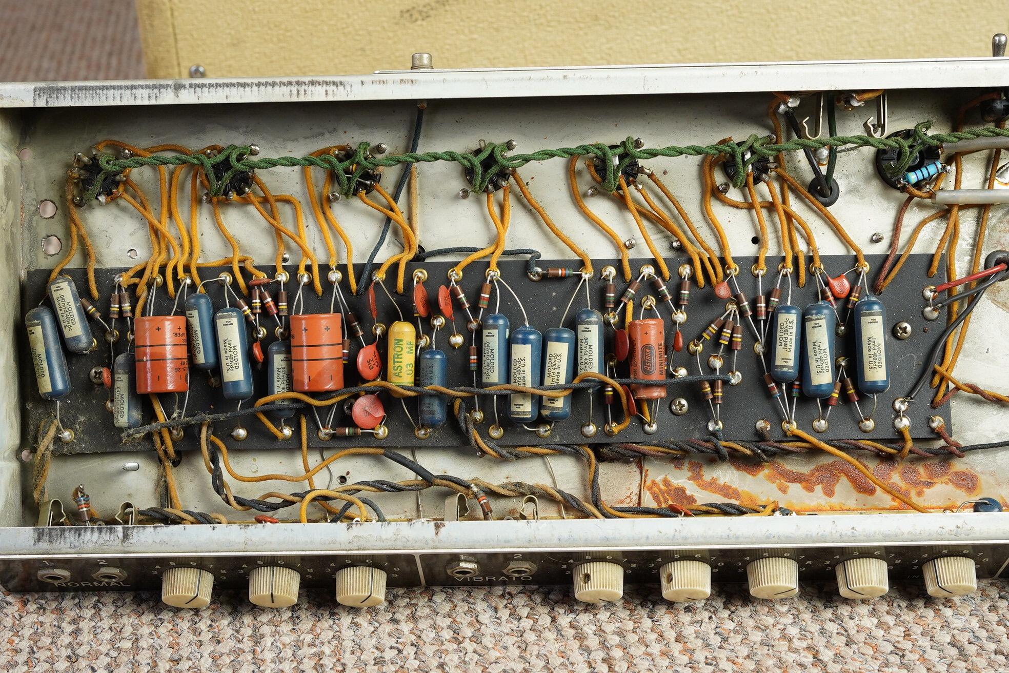 1962 Fender Twin Amp, White Tolex - Image 43