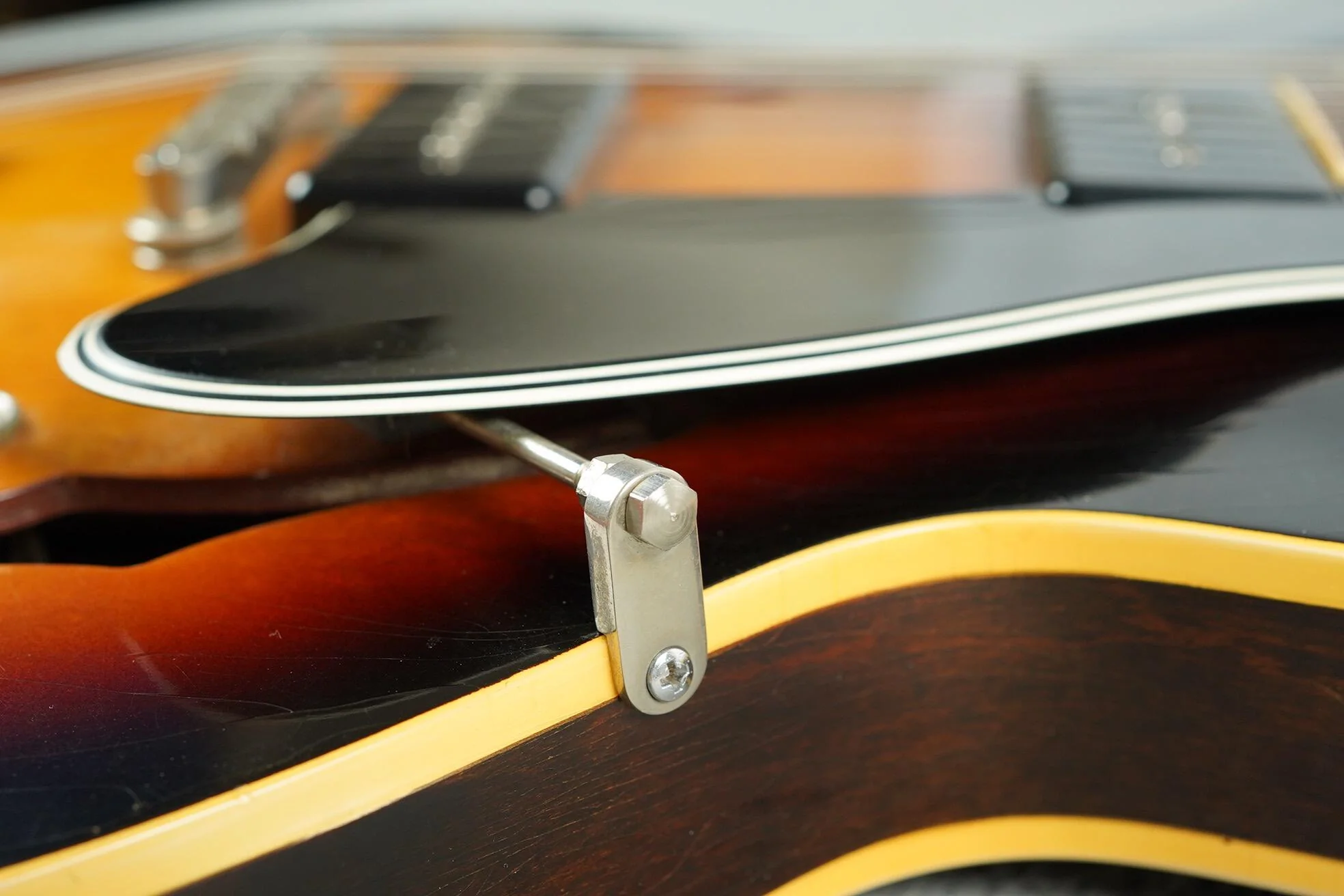 1962 Gibson ES-330 TD, Sunburst + HSC - Image 12