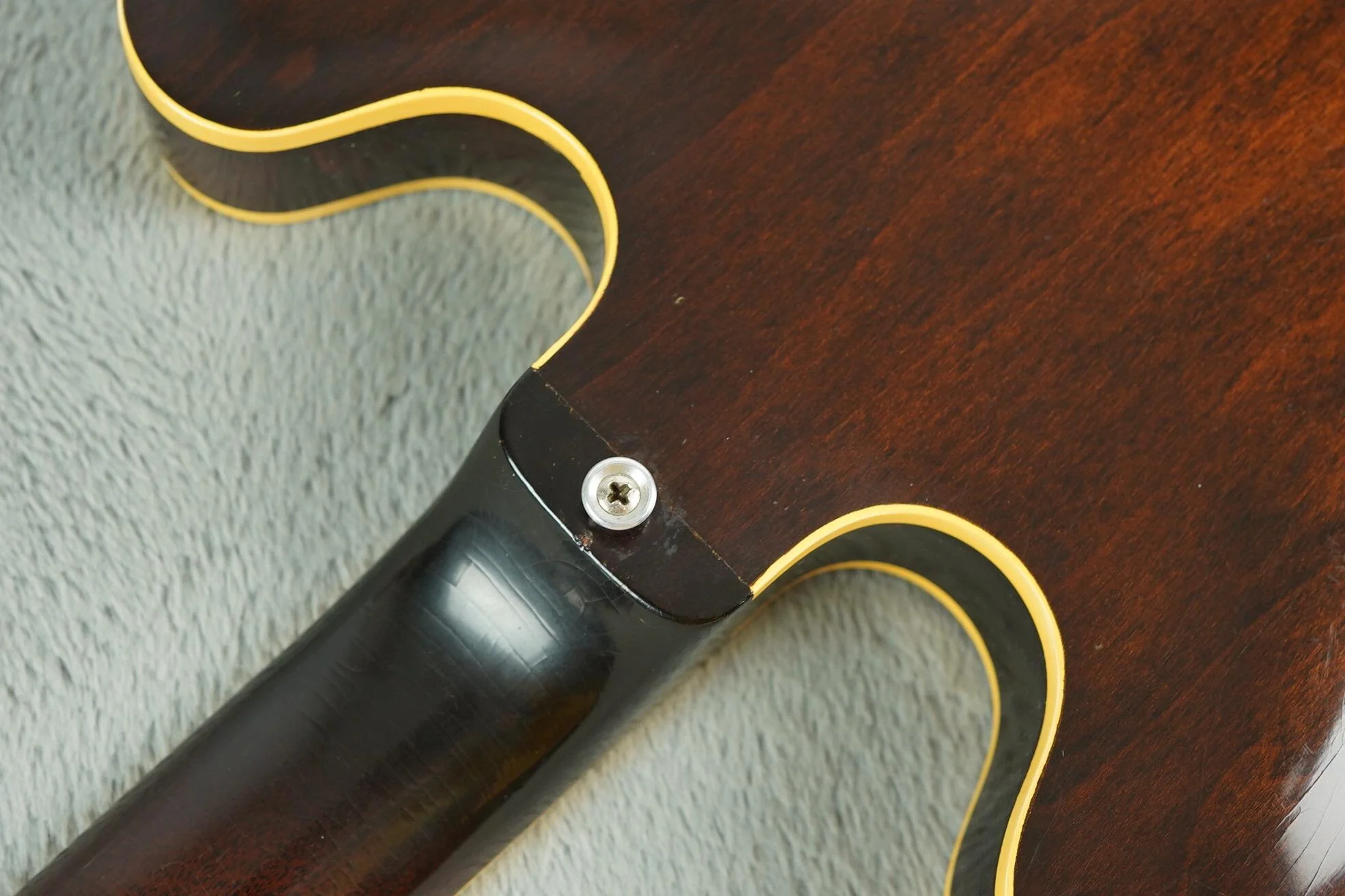 1962 Gibson ES-330 TD, Sunburst + HSC - Image 25