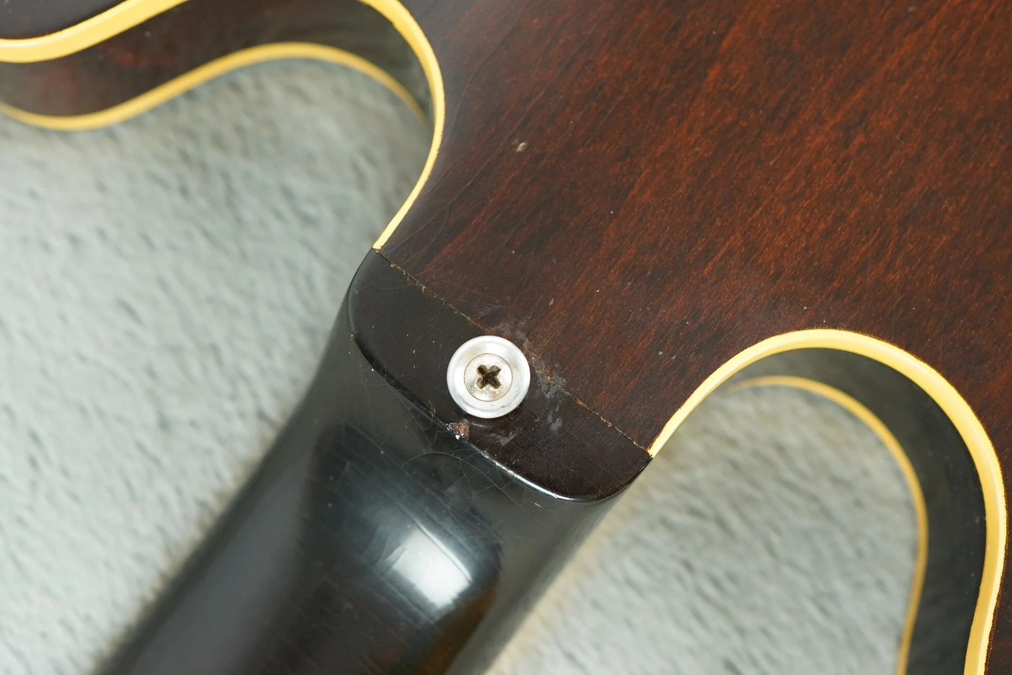 1962 Gibson ES-330 TD, Sunburst + HSC - Image 30