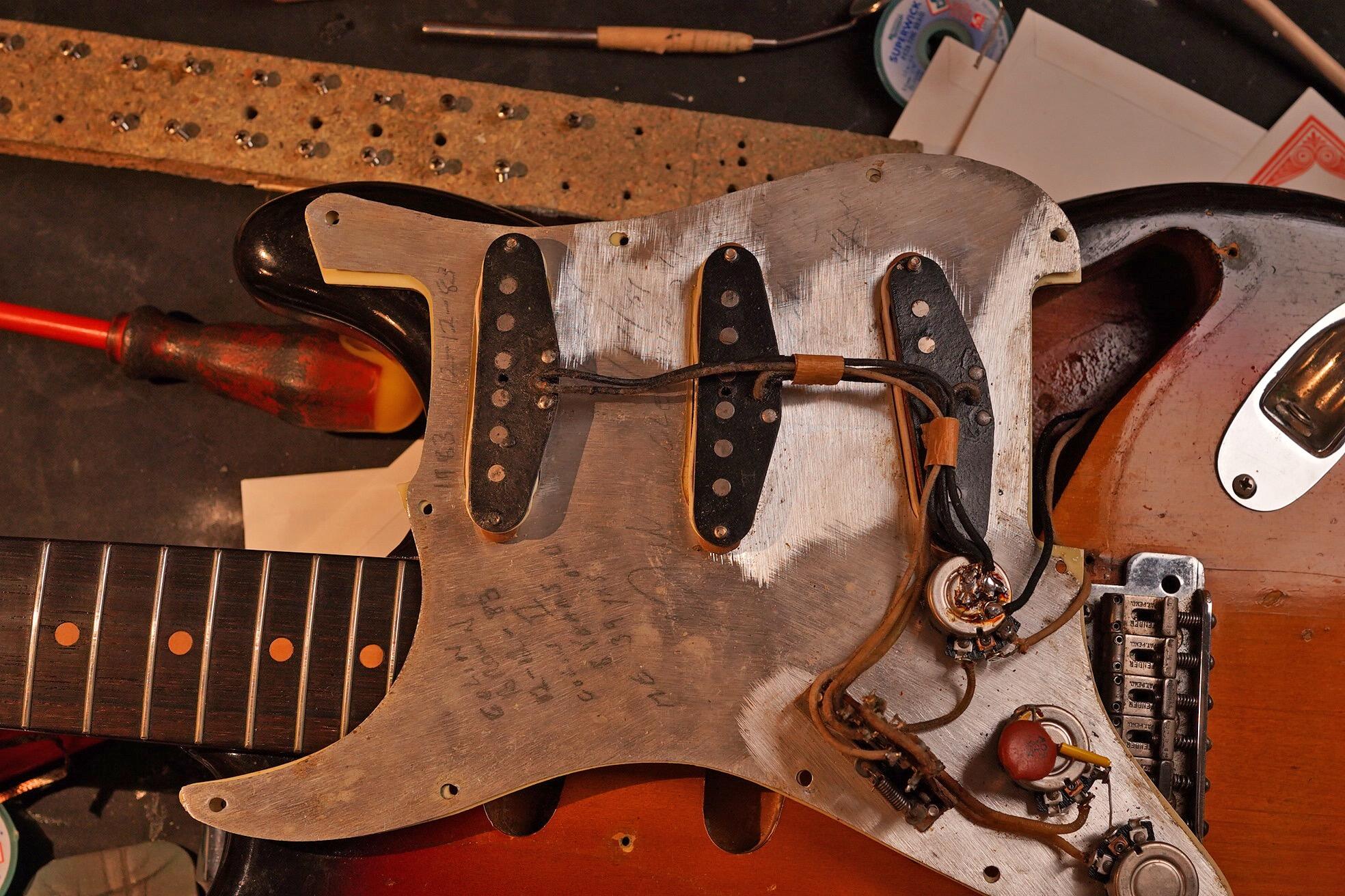 1963 Fender Stratocaster, Sunburst + OHSC - Image 32