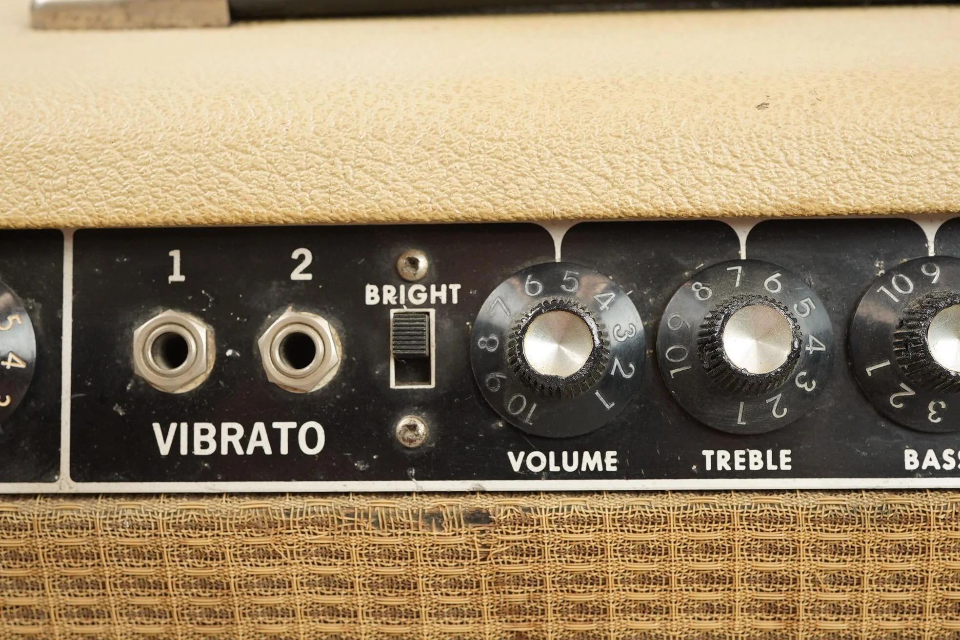 1963 Fender Tremolux Head + Cab, Blonde - Export version - Image 12