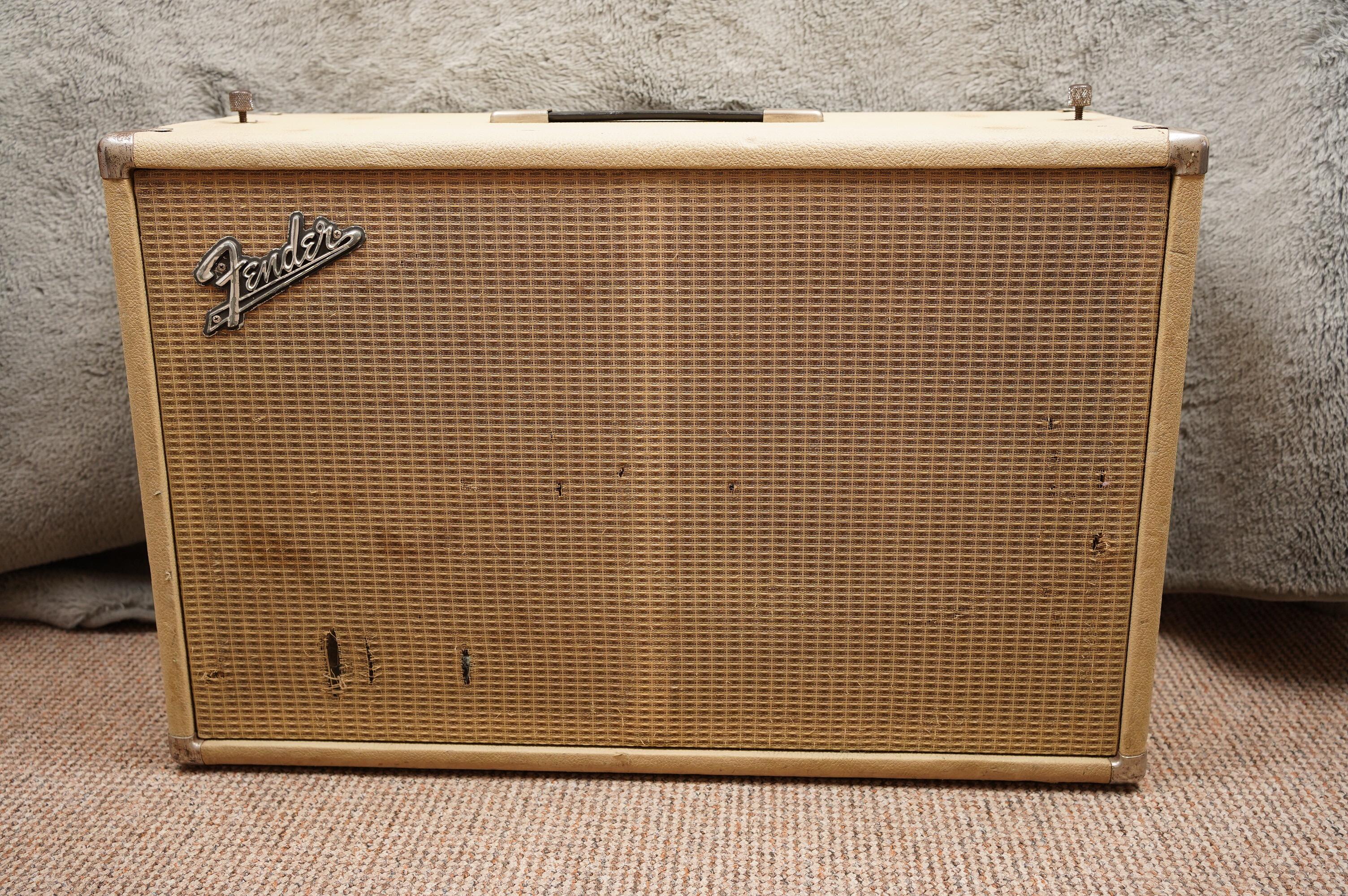 1963 Fender Tremolux Head + Cab, Blonde - Export version - Image 2
