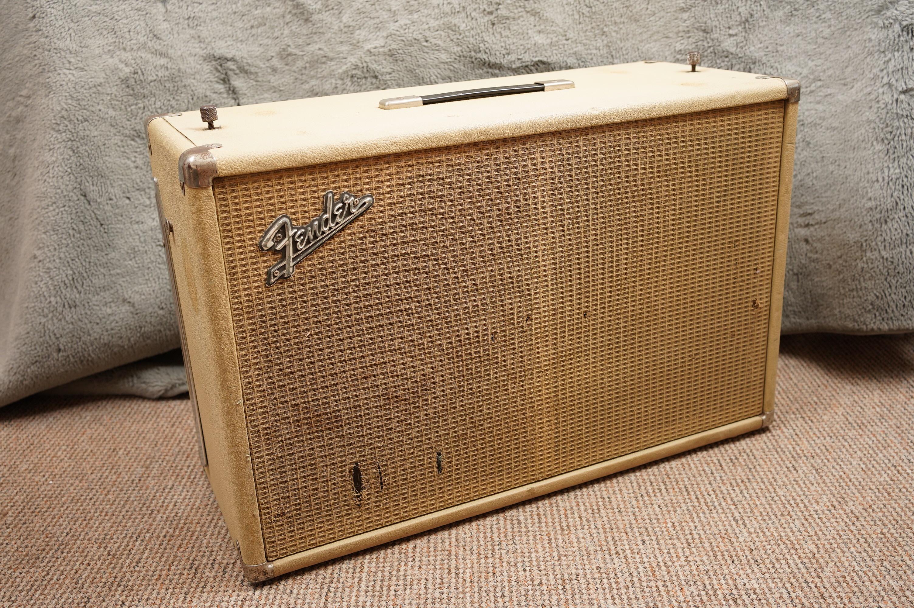 1963 Fender Tremolux Head + Cab, Blonde - Export version - Image 29