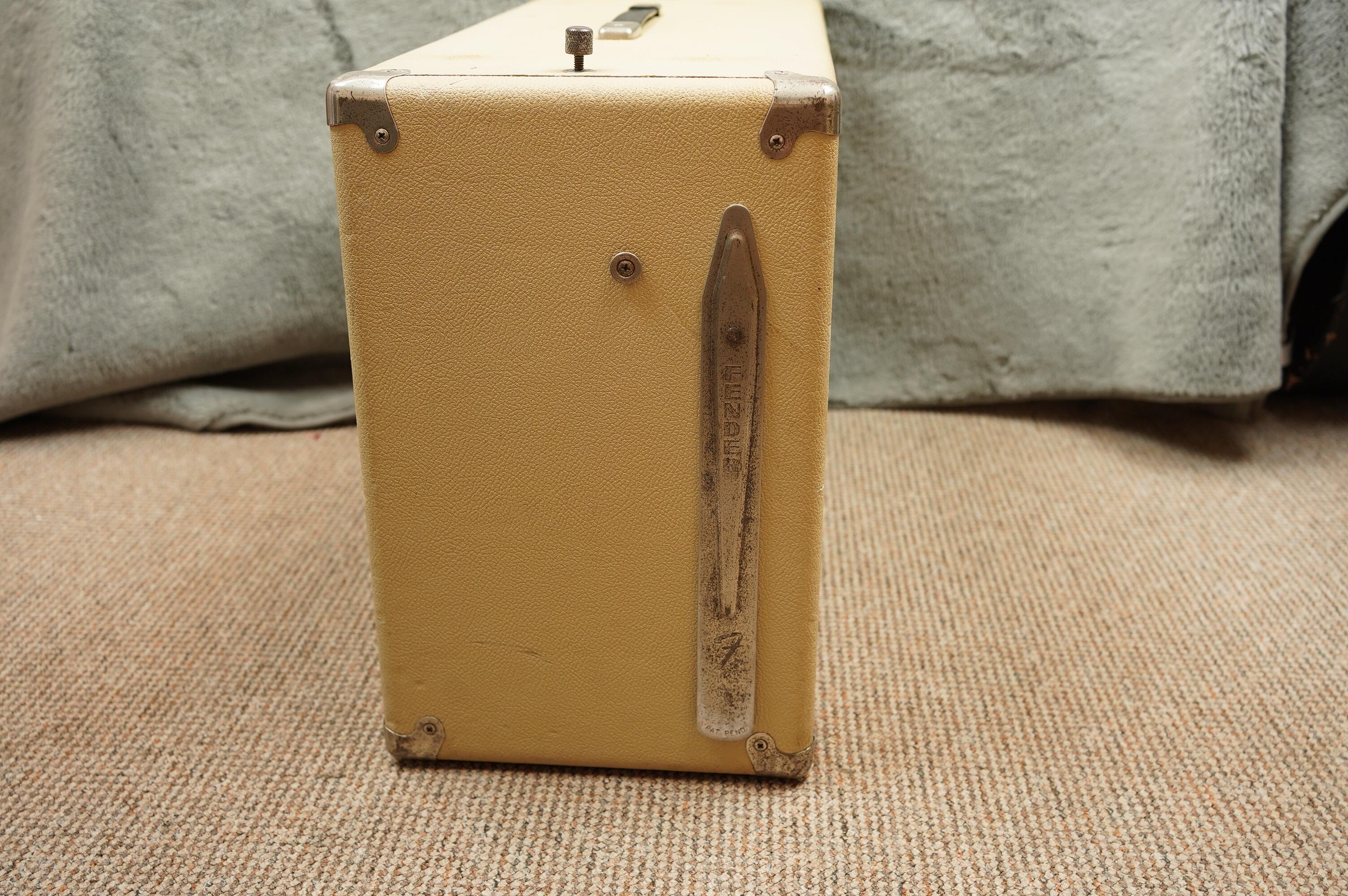 1963 Fender Tremolux Head + Cab, Blonde - Export version - Image 32