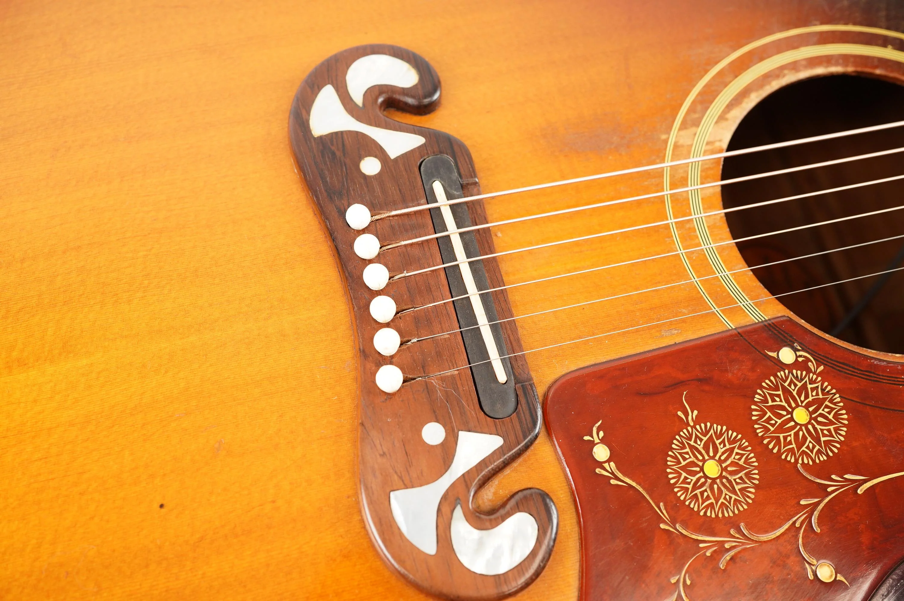 1963 Gibson J-200, Sunburst + HSC - Image 10