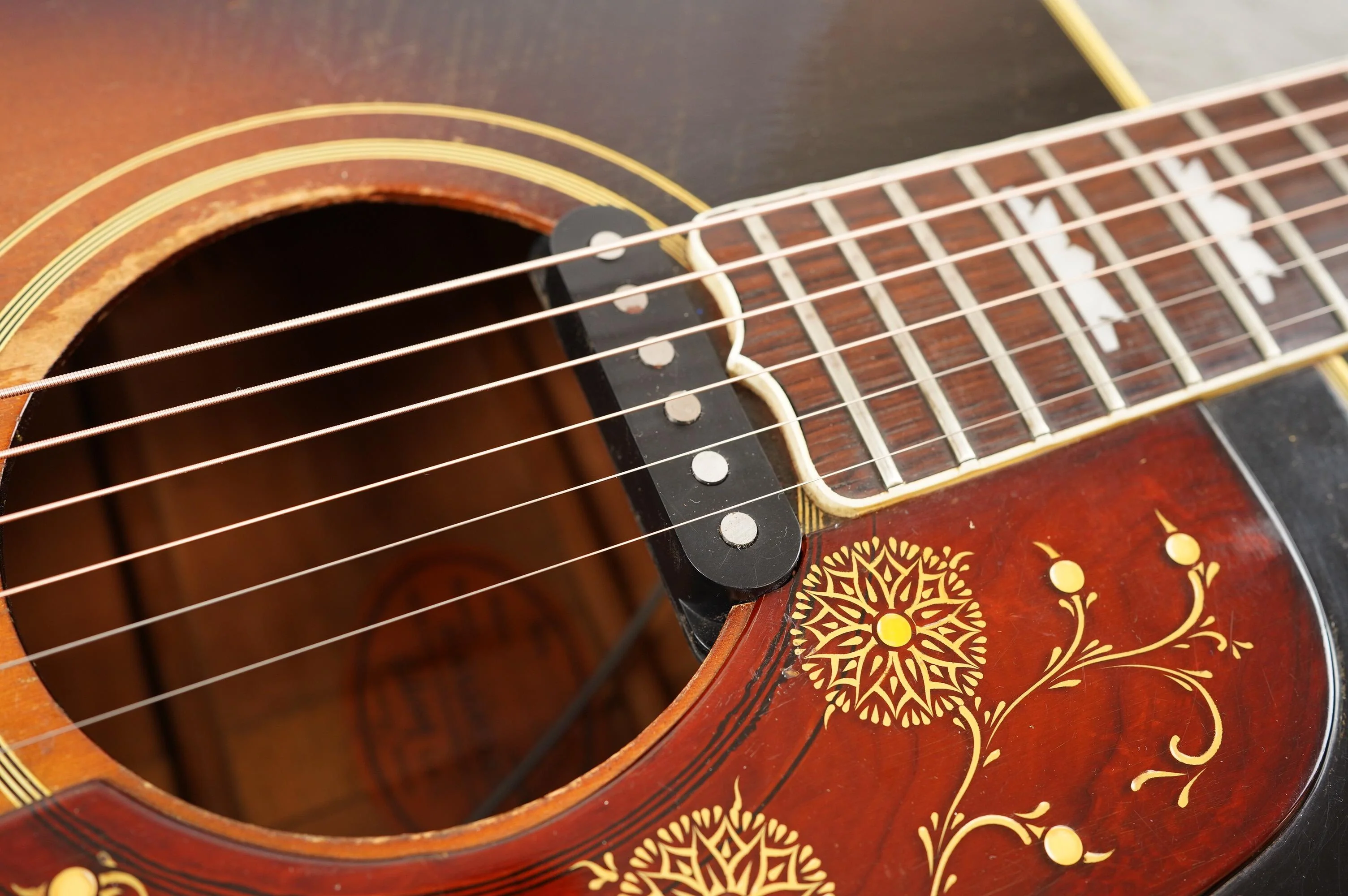 1963 Gibson J-200, Sunburst + HSC - Image 11