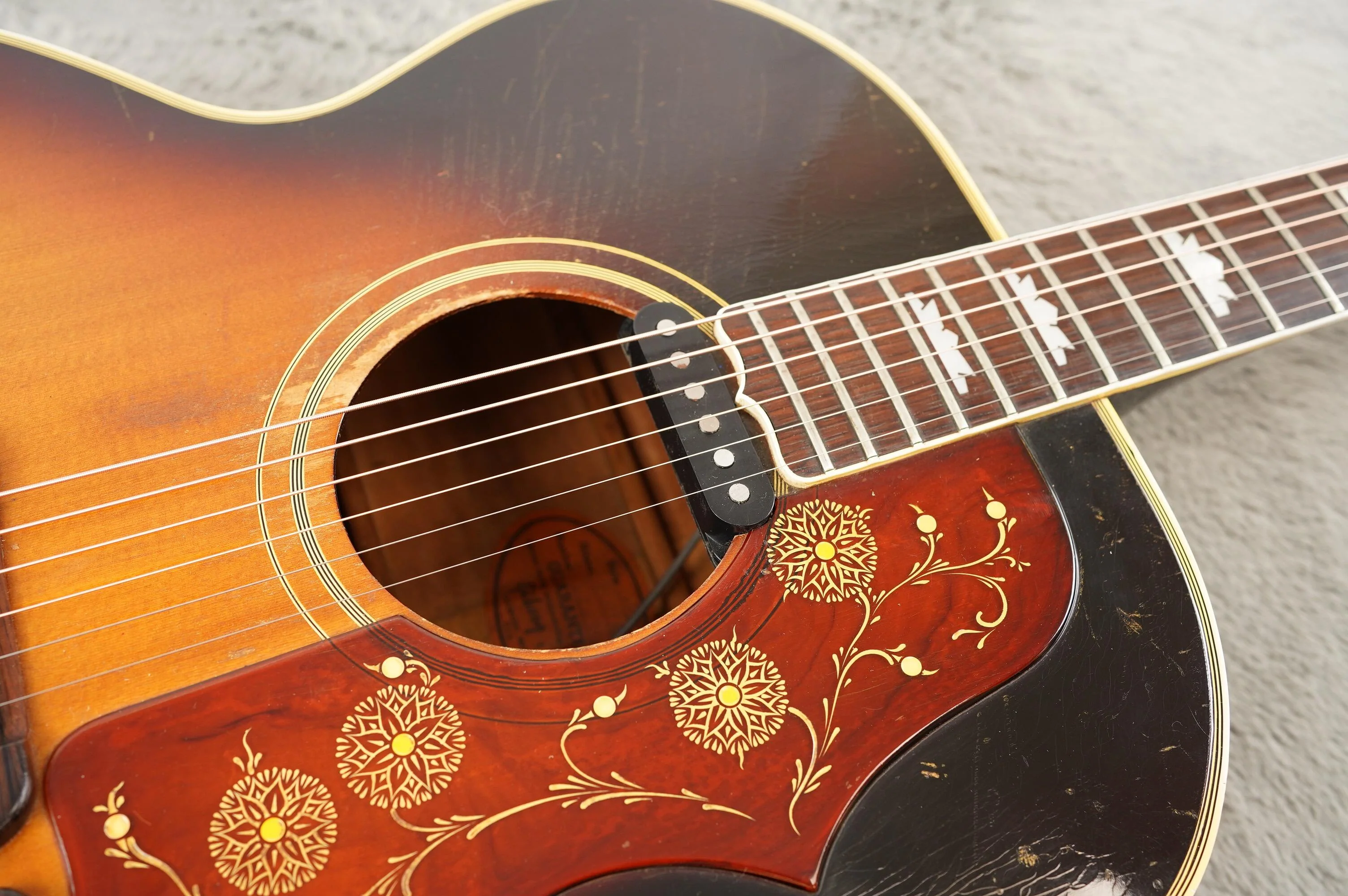 1963 Gibson J-200, Sunburst + HSC - Image 12