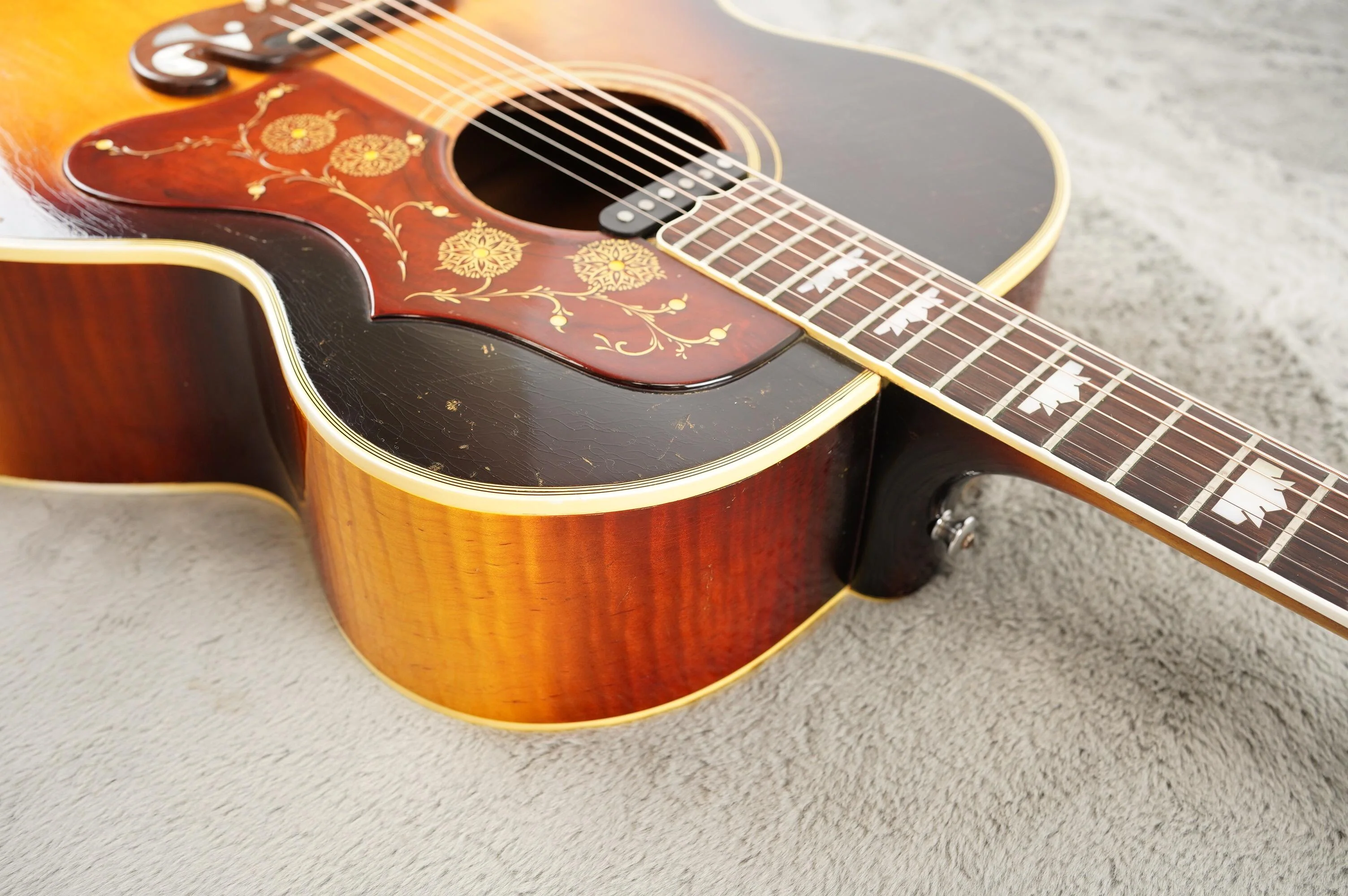 1963 Gibson J-200, Sunburst + HSC - Image 14