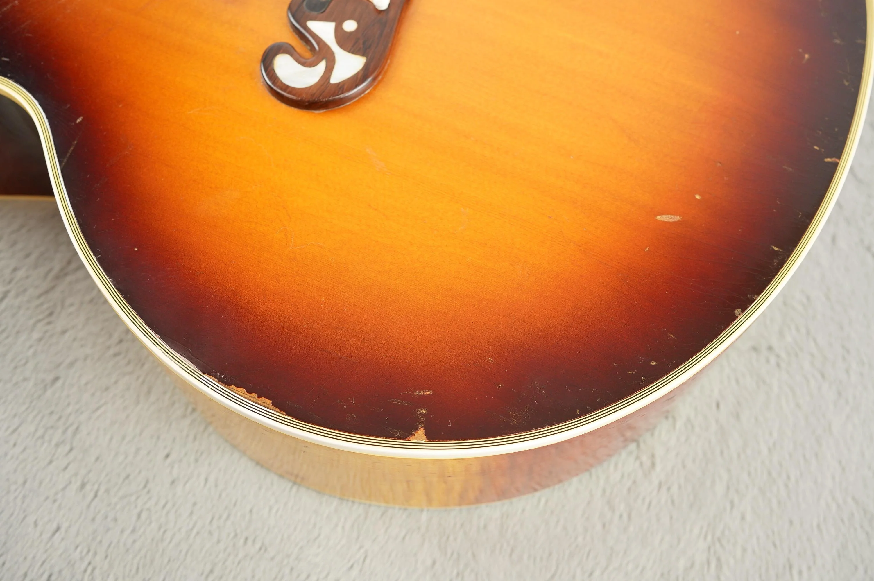 1963 Gibson J-200, Sunburst + HSC - Image 29