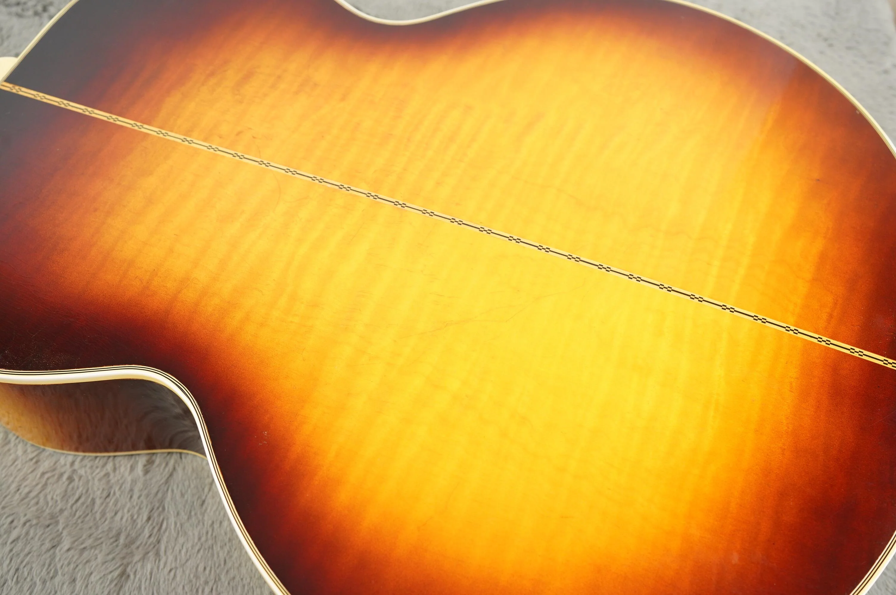 1963 Gibson J-200, Sunburst + HSC - Image 34