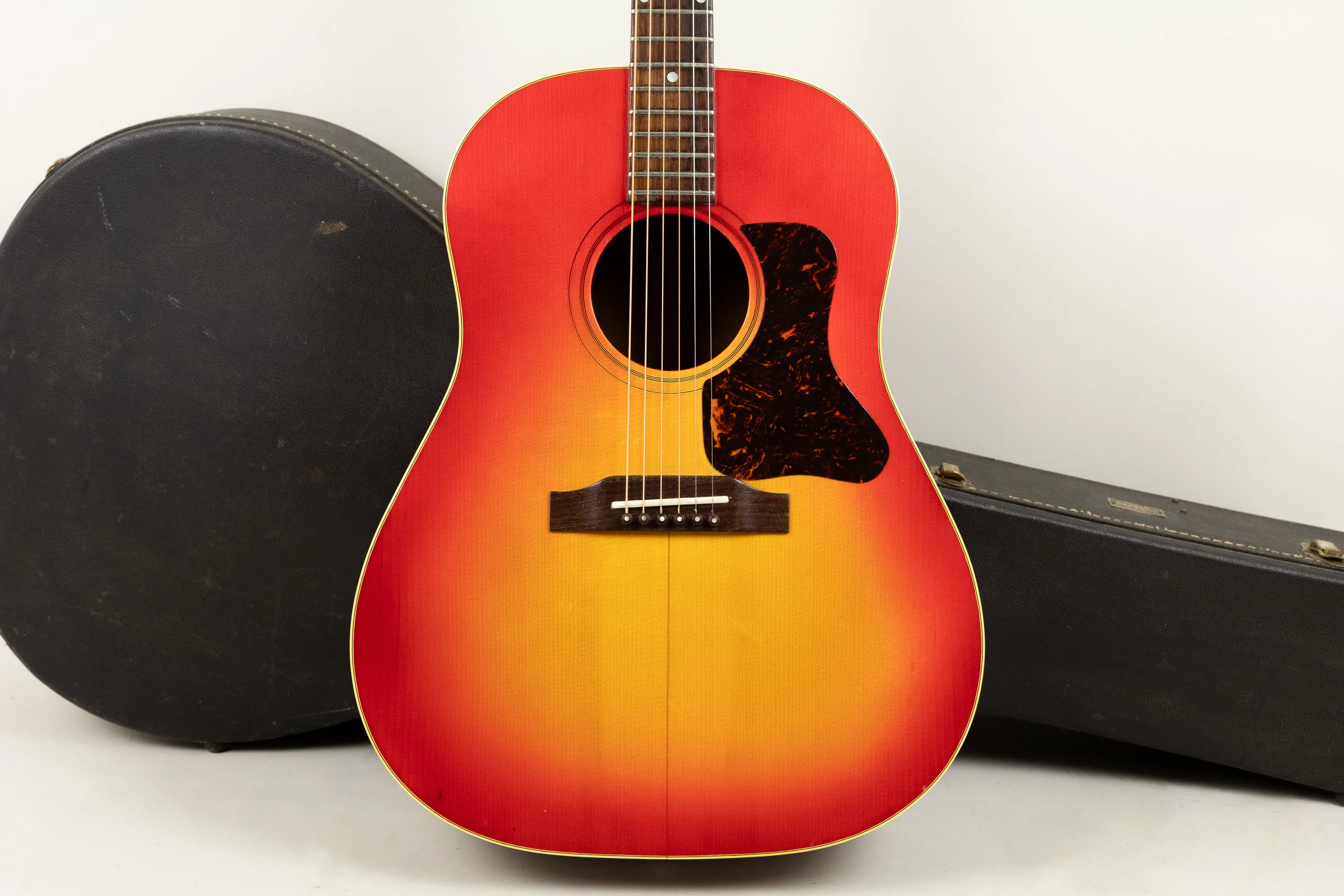 Gibson Acoustic Guitars