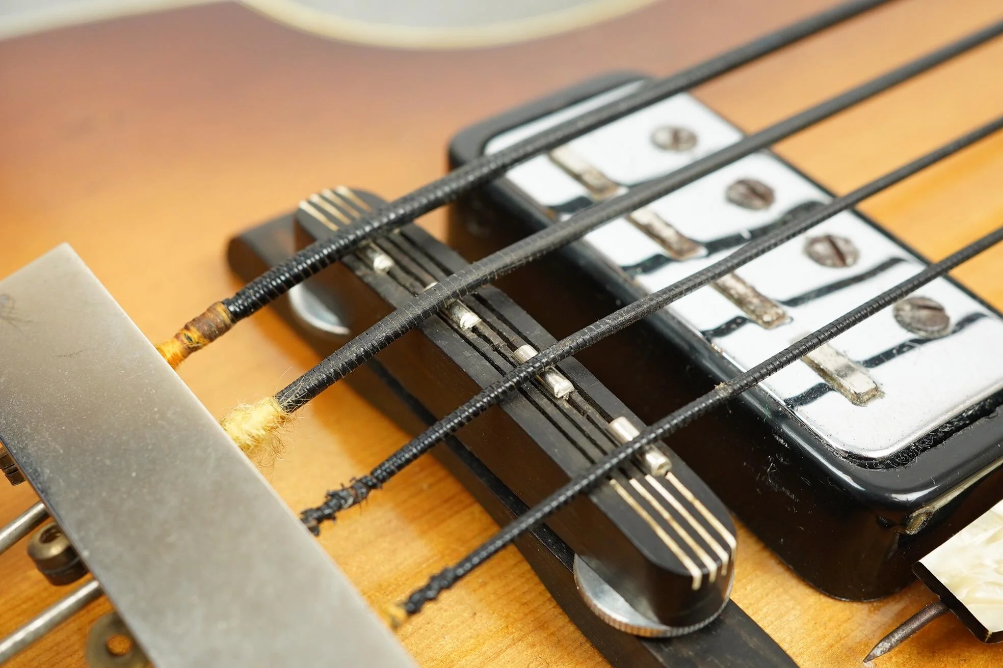 1963 Hofner Violin Bass - Image 12