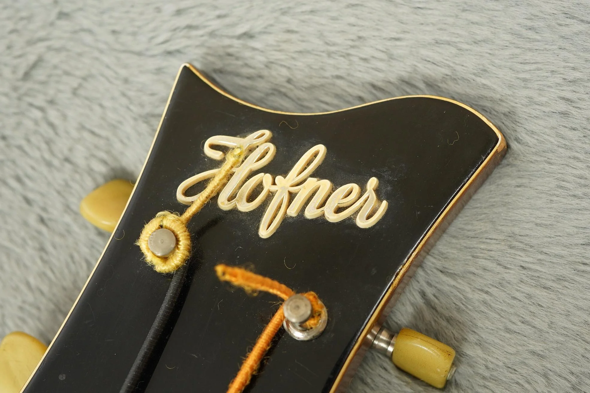 1963 Hofner Violin Bass - Image 23