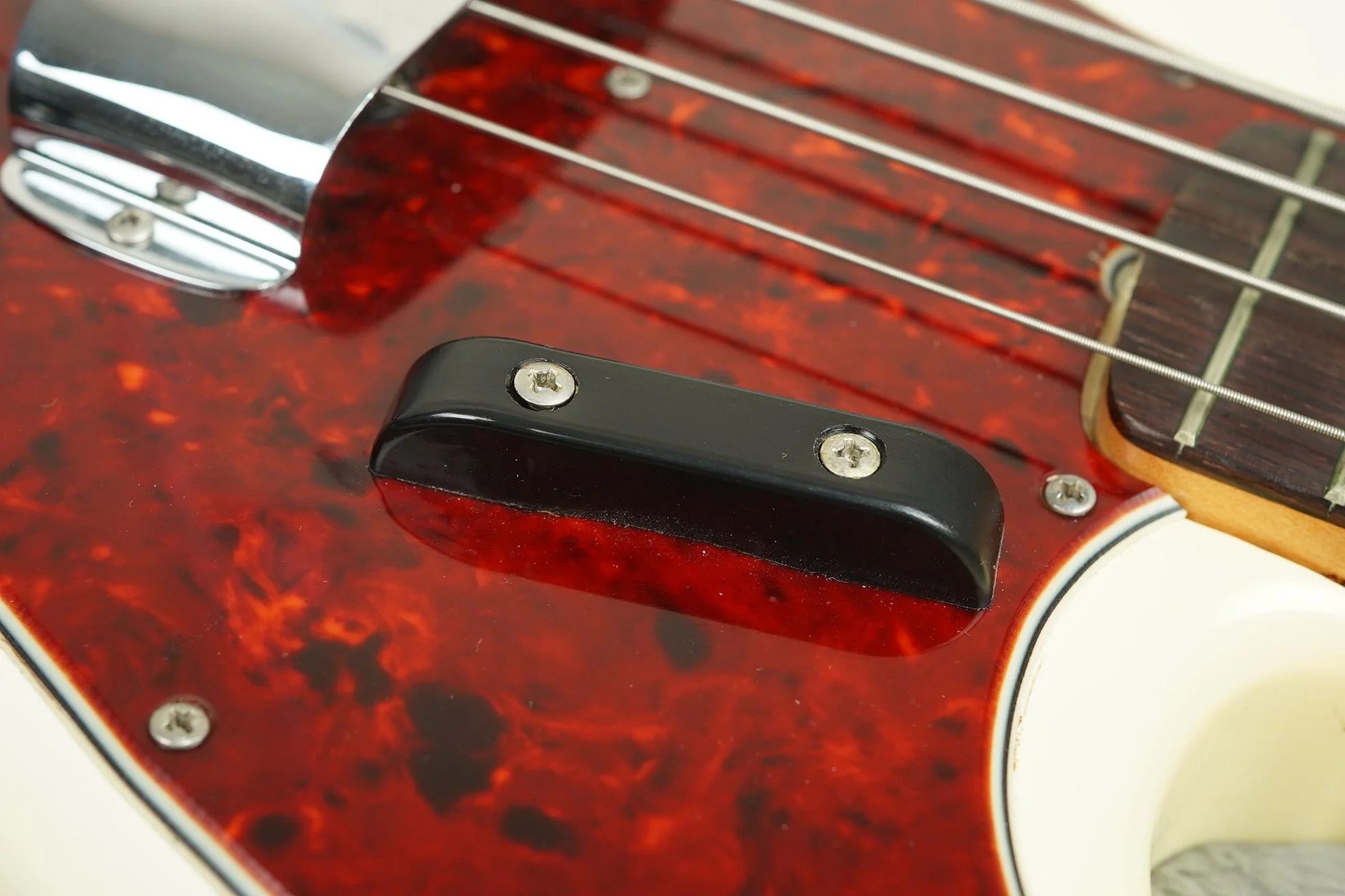 1964 Fender Jazz Bass Olympic White near MINT + OHSC - Image 29