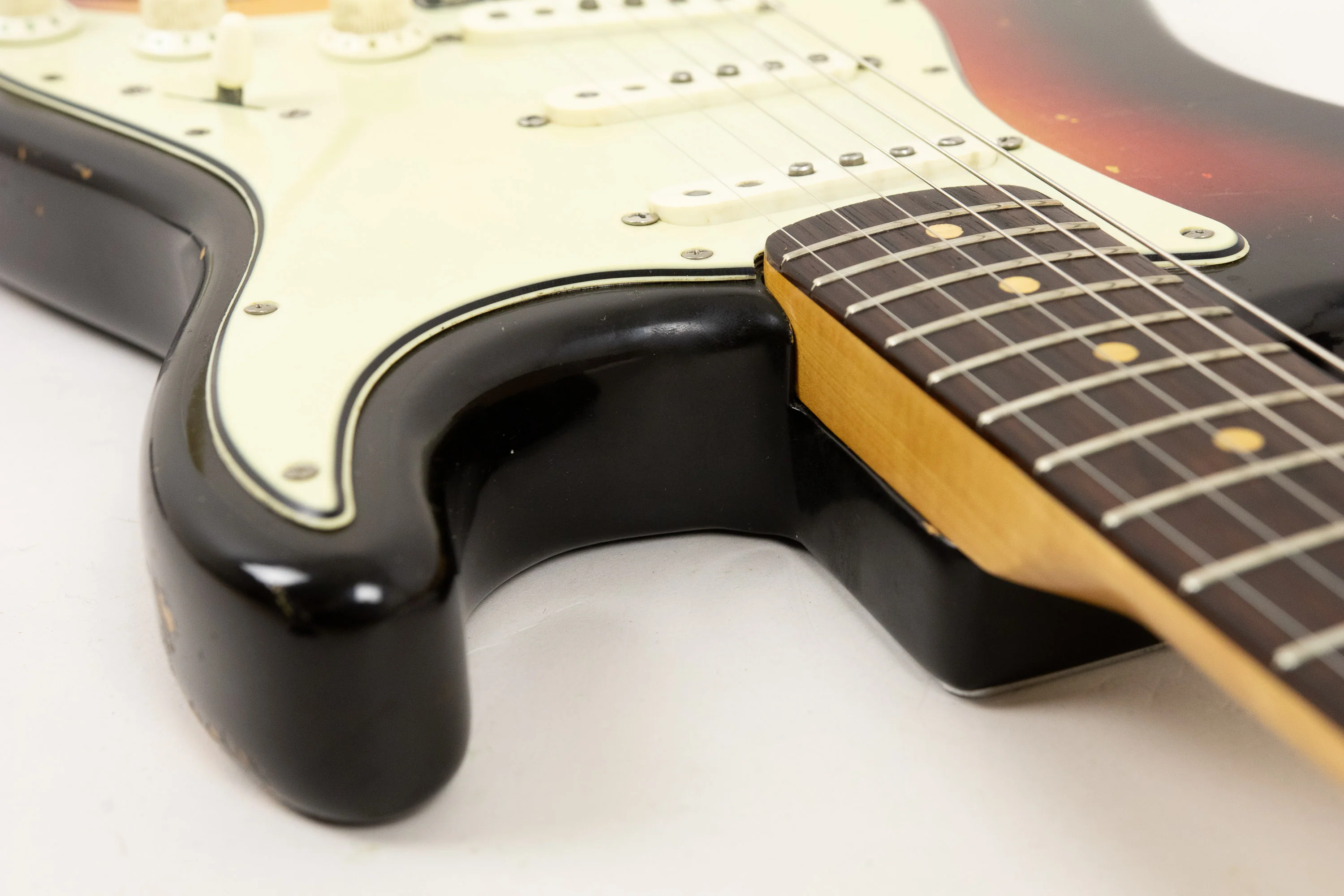 1964 Fender Stratocaster, Sunburst - Image 17