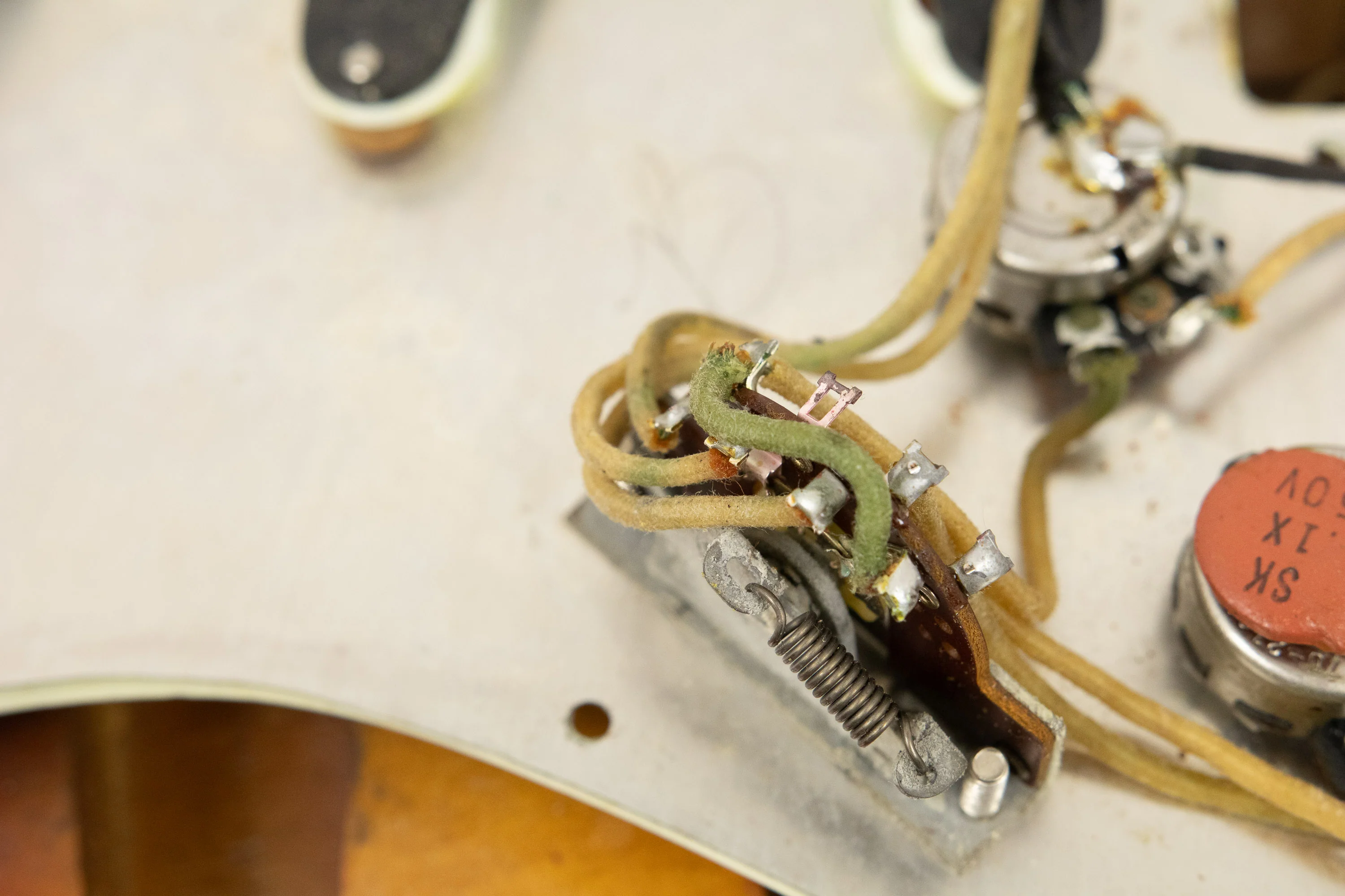 1964 Fender Stratocaster, Sunburst - Image 39