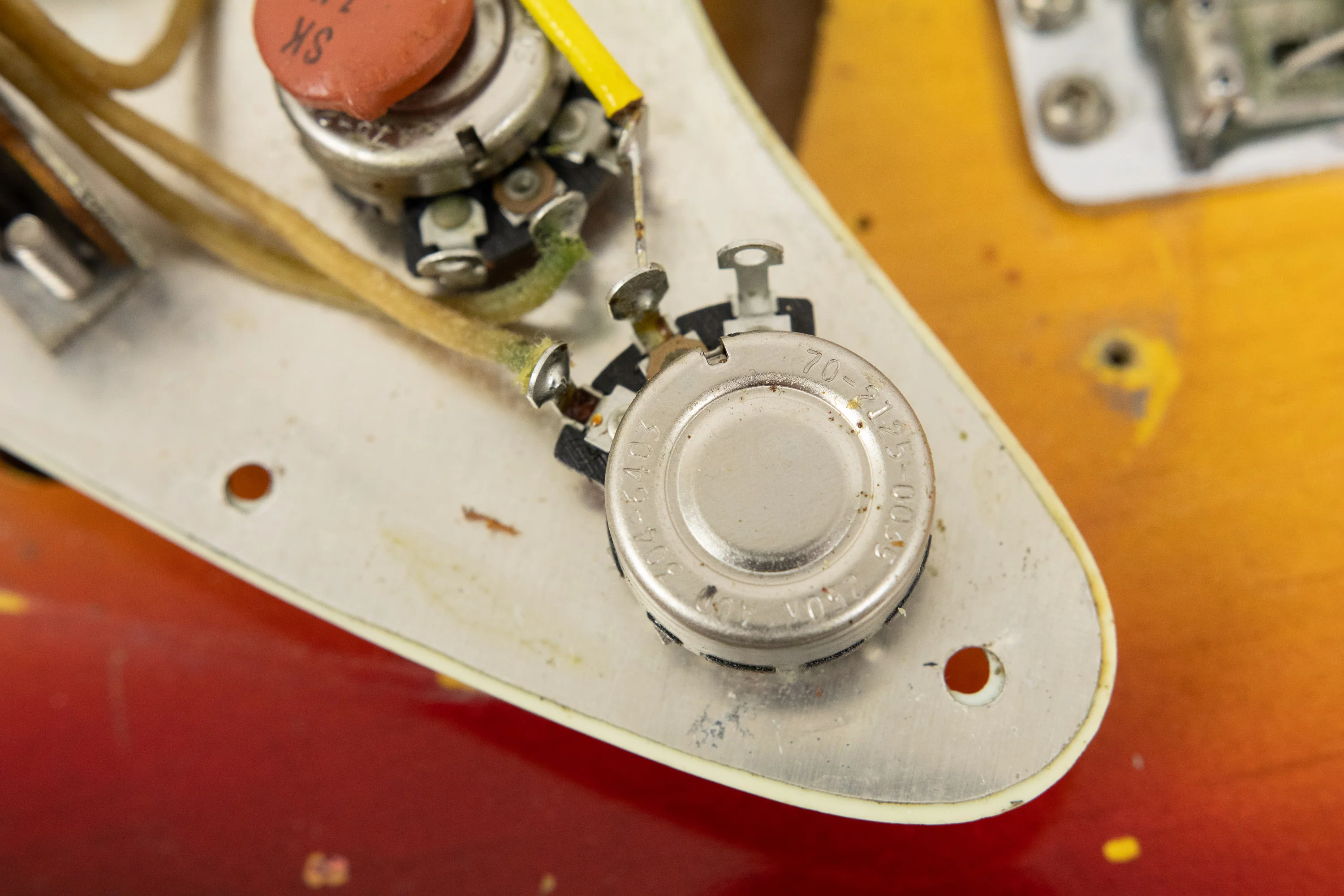 1964 Fender Stratocaster, Sunburst - Image 40