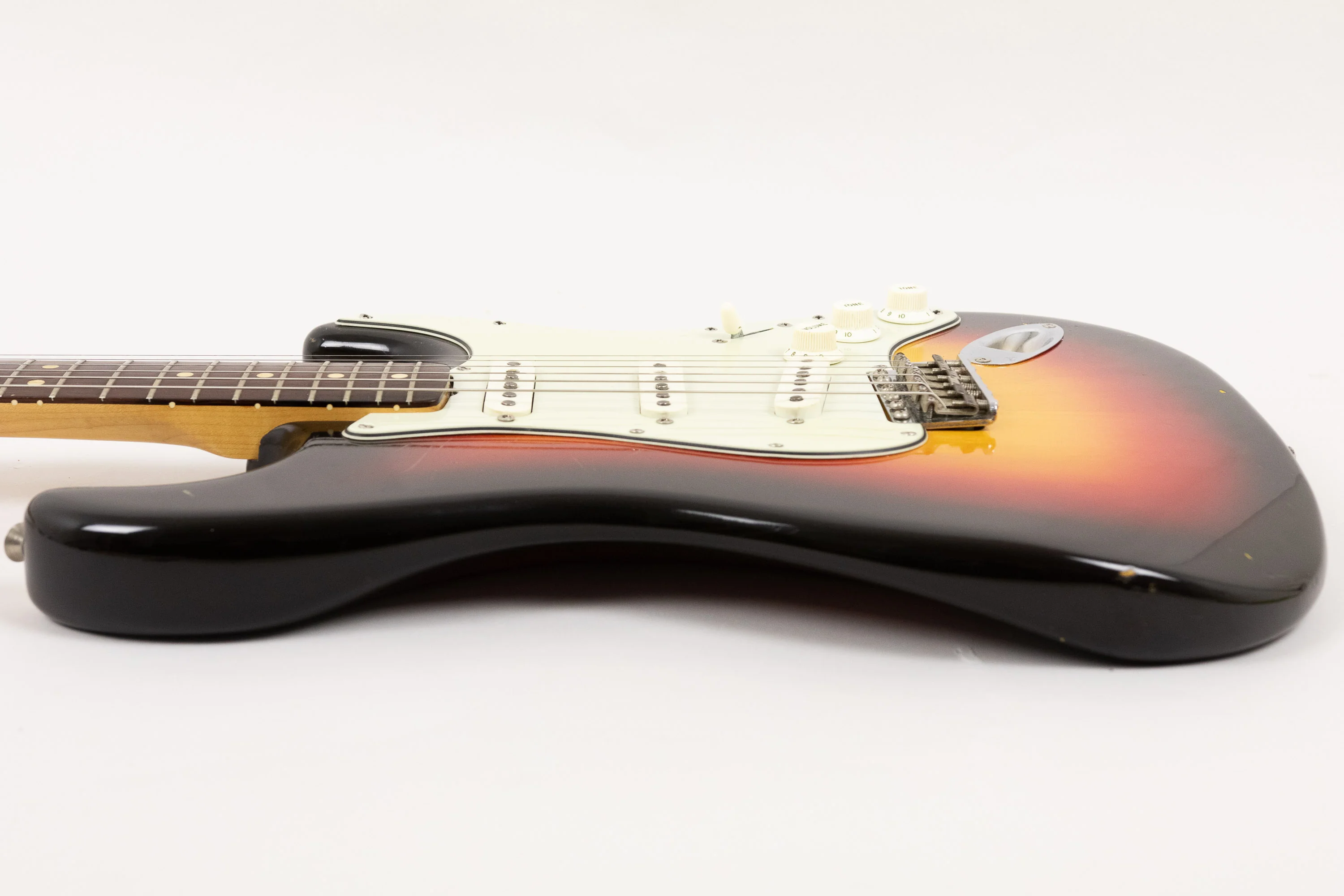 1964 Fender Stratocaster, Sunburst - Image 21