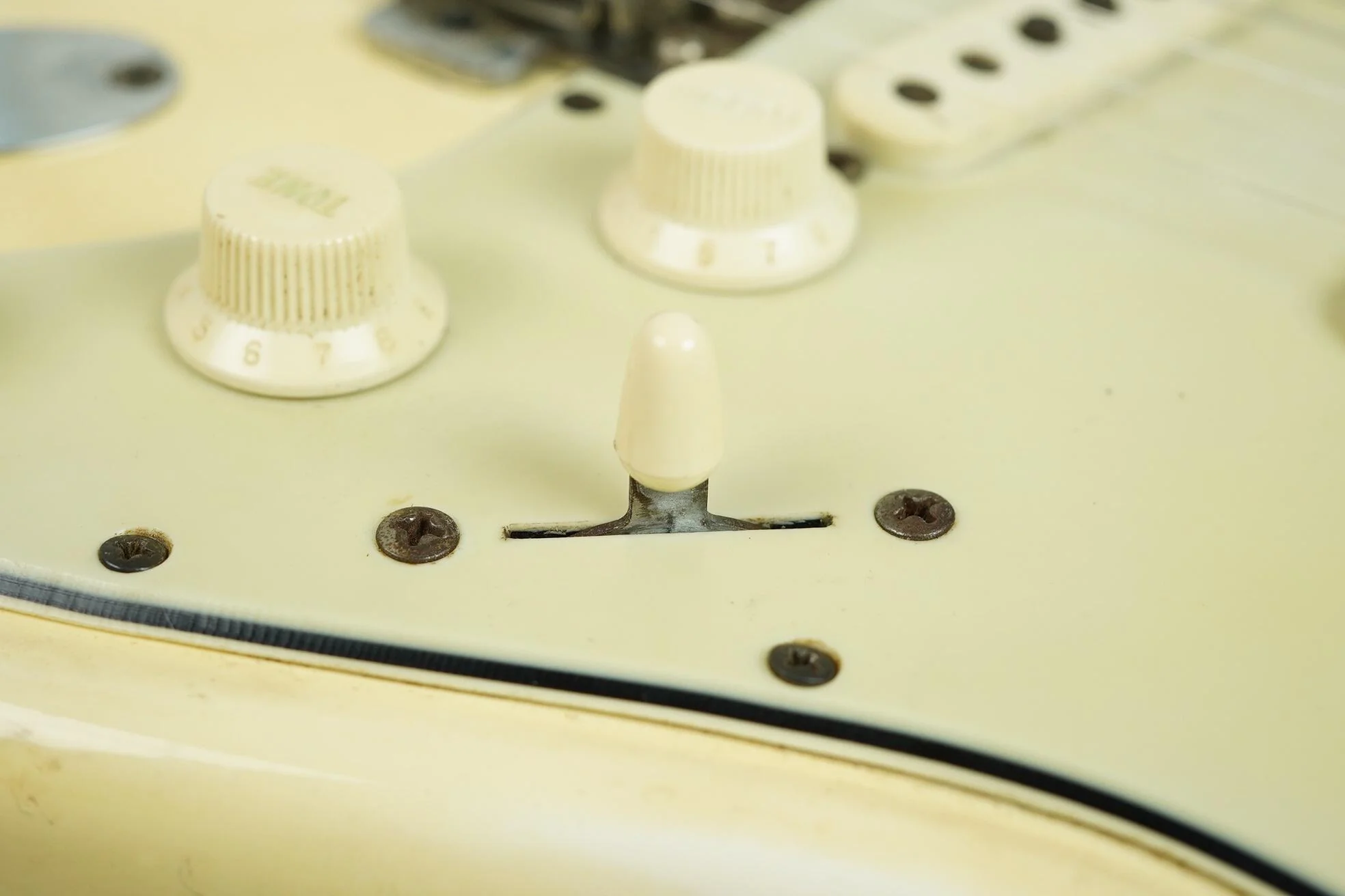 1964 Fender Stratocaster, Korina Body, Olympic White - One Owner + OHSC - Image 33