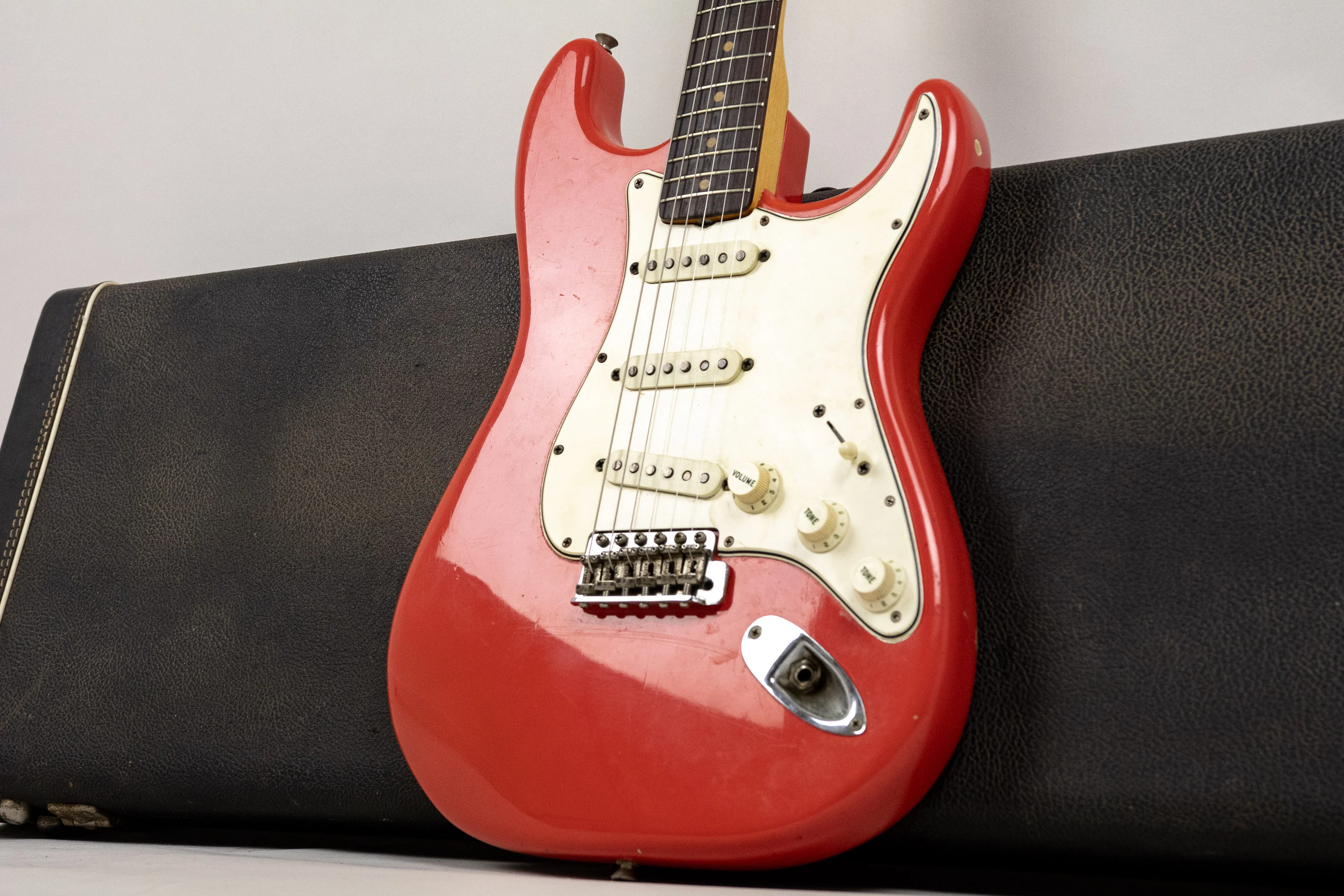 1965 Fender Stratocaster, Fiesta Red - Image 3