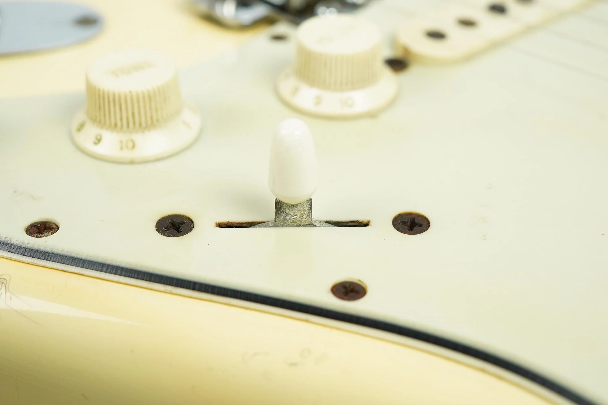 1965 Fender Stratocaster Olympic White ex Buddy Guy + OHSC - Image 32