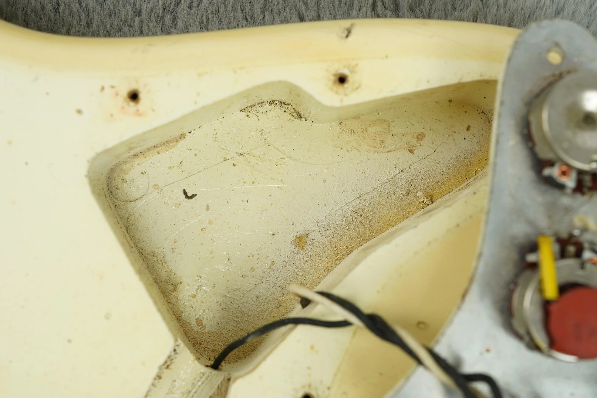 1965 Fender Stratocaster Olympic White ex Buddy Guy + OHSC - Image 43