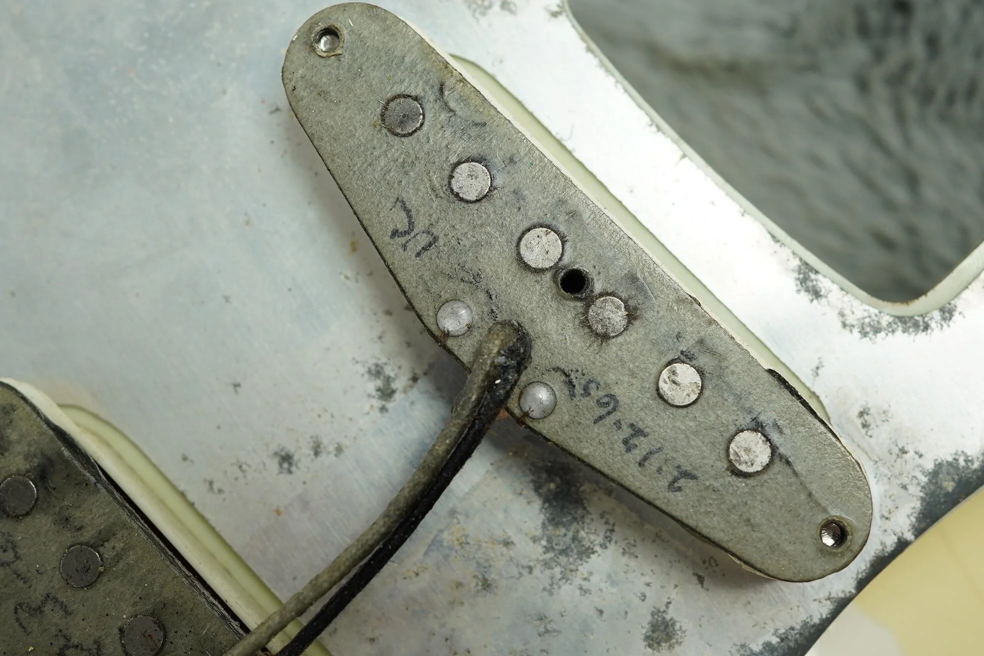 1965 Fender Stratocaster Olympic White ex Buddy Guy + OHSC - Image 46